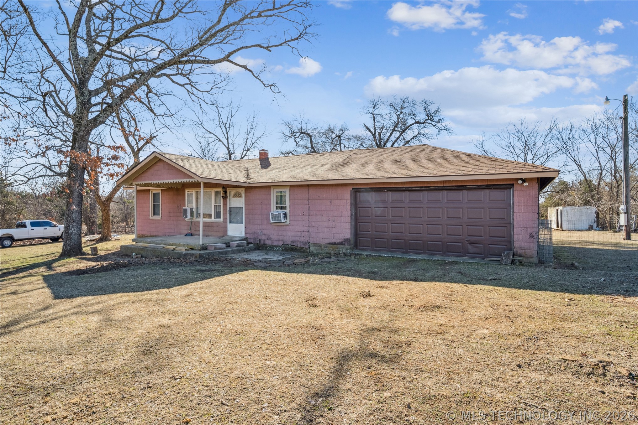 2596 E 599 Locust Grove OK 74352