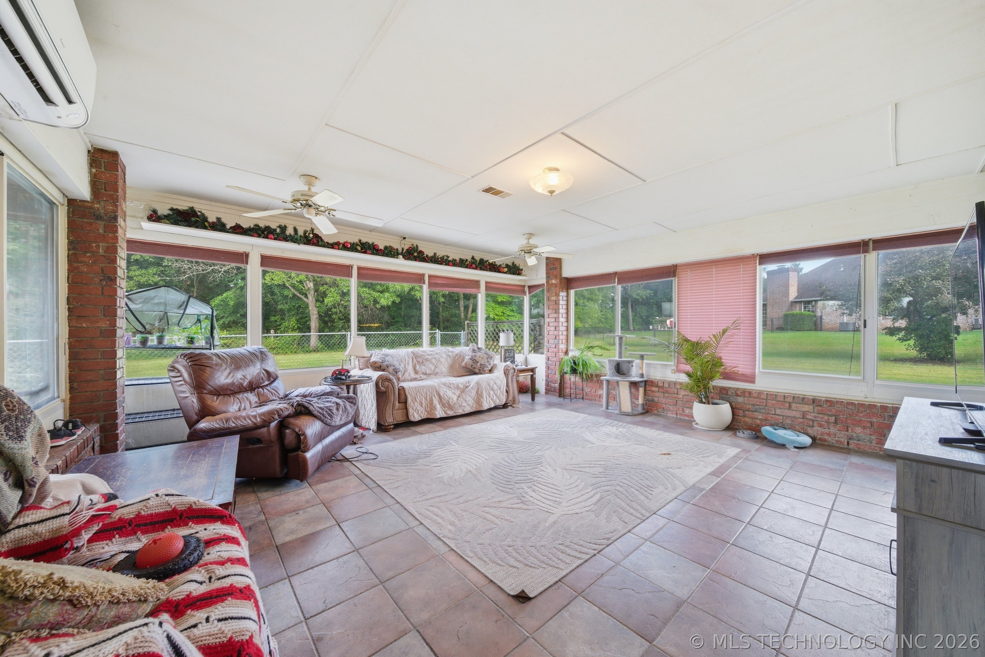 1803 Sleepy Hollow Road Okmulgee OK 74447