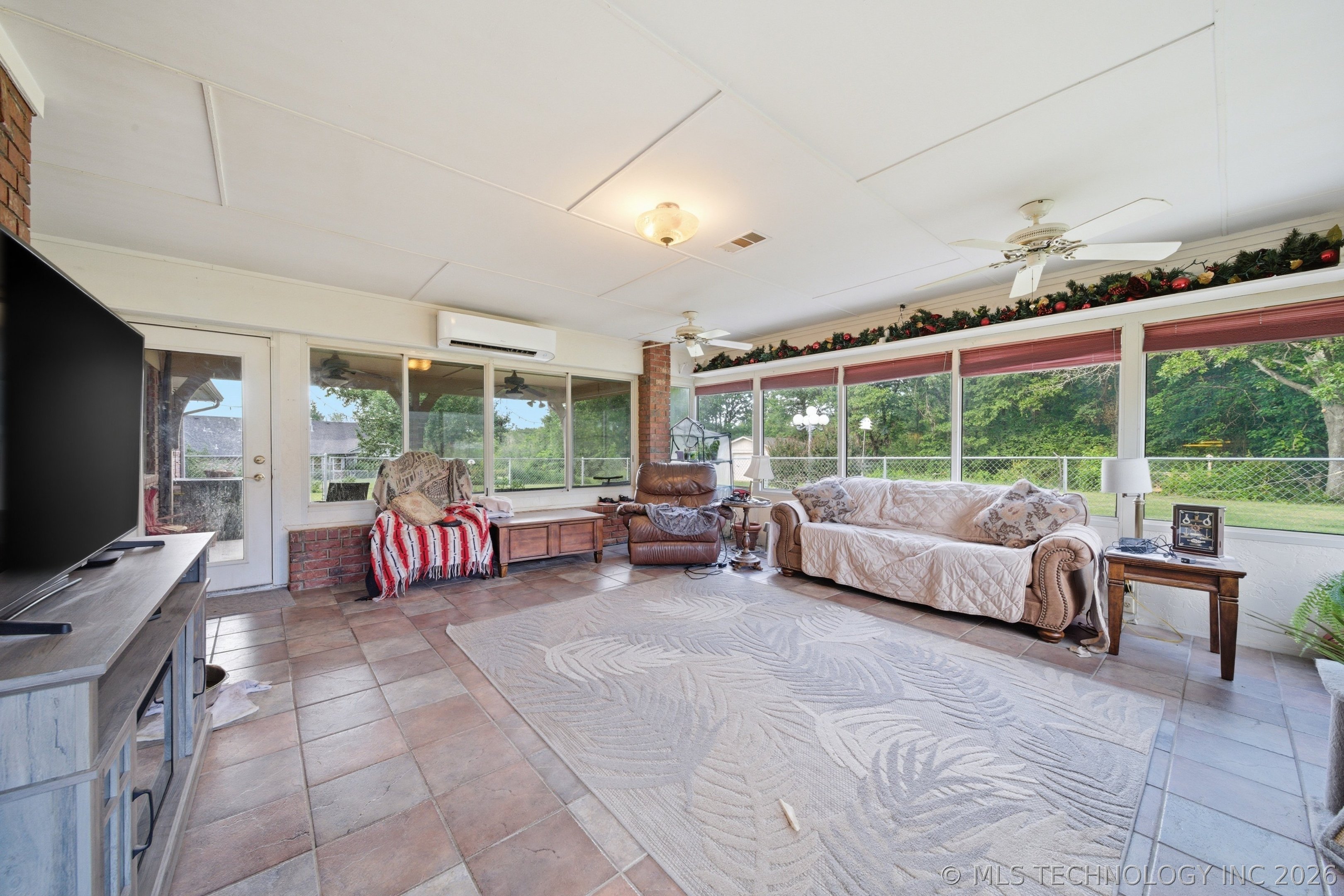 1803 Sleepy Hollow Road Okmulgee OK 74447