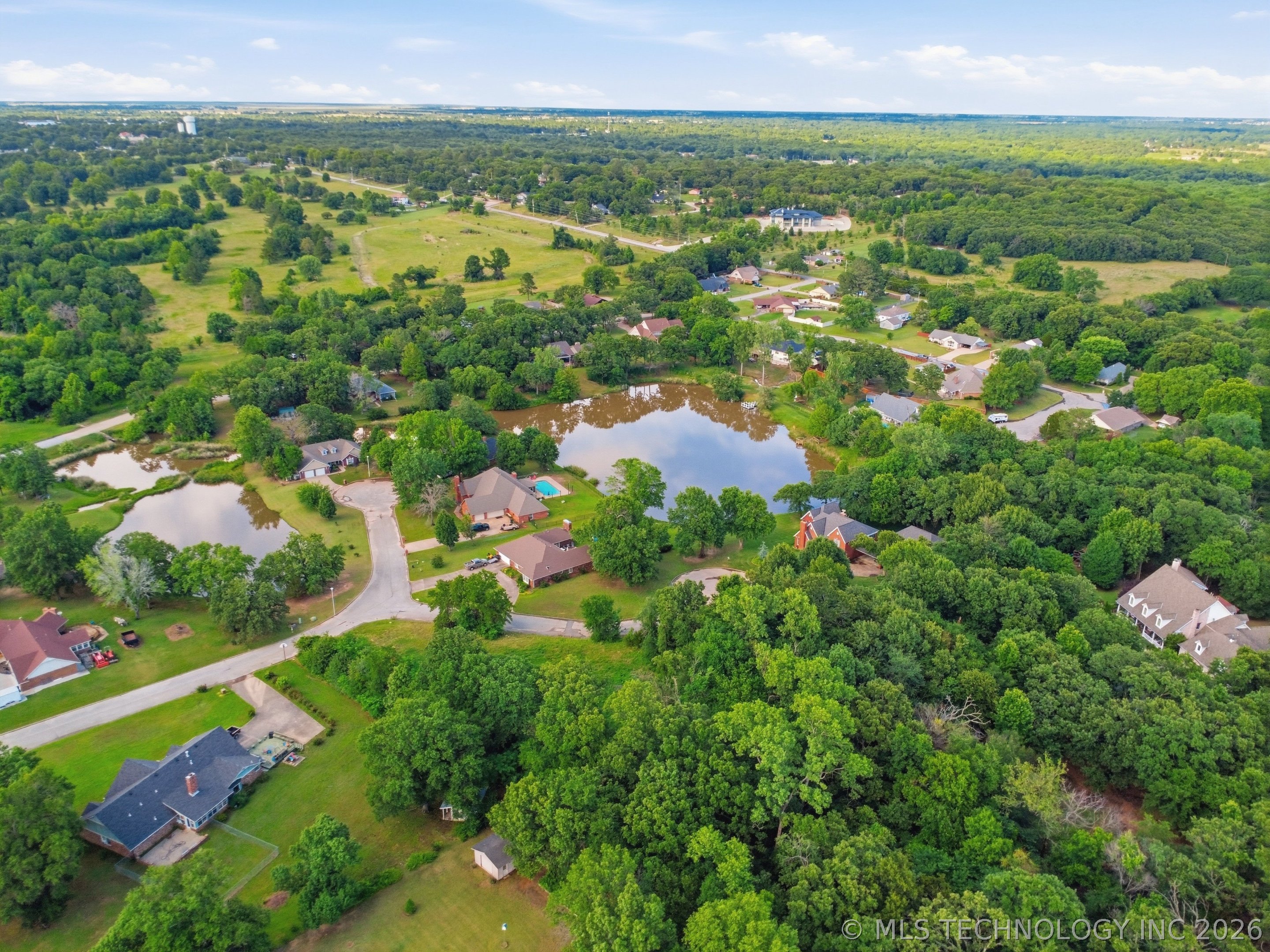 1803 Sleepy Hollow Road Okmulgee OK 74447