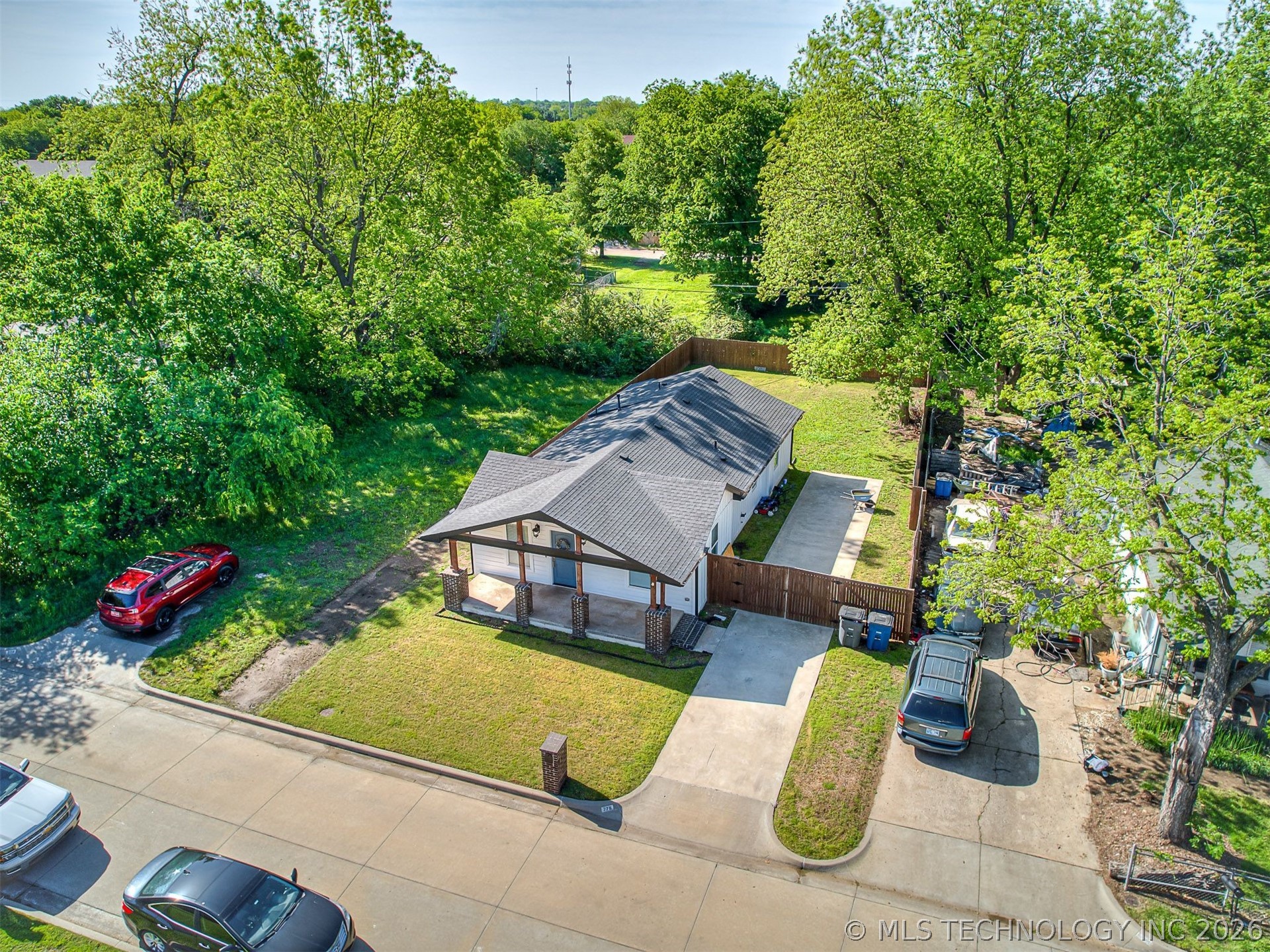 776 E Seminole Place Tulsa OK 74106