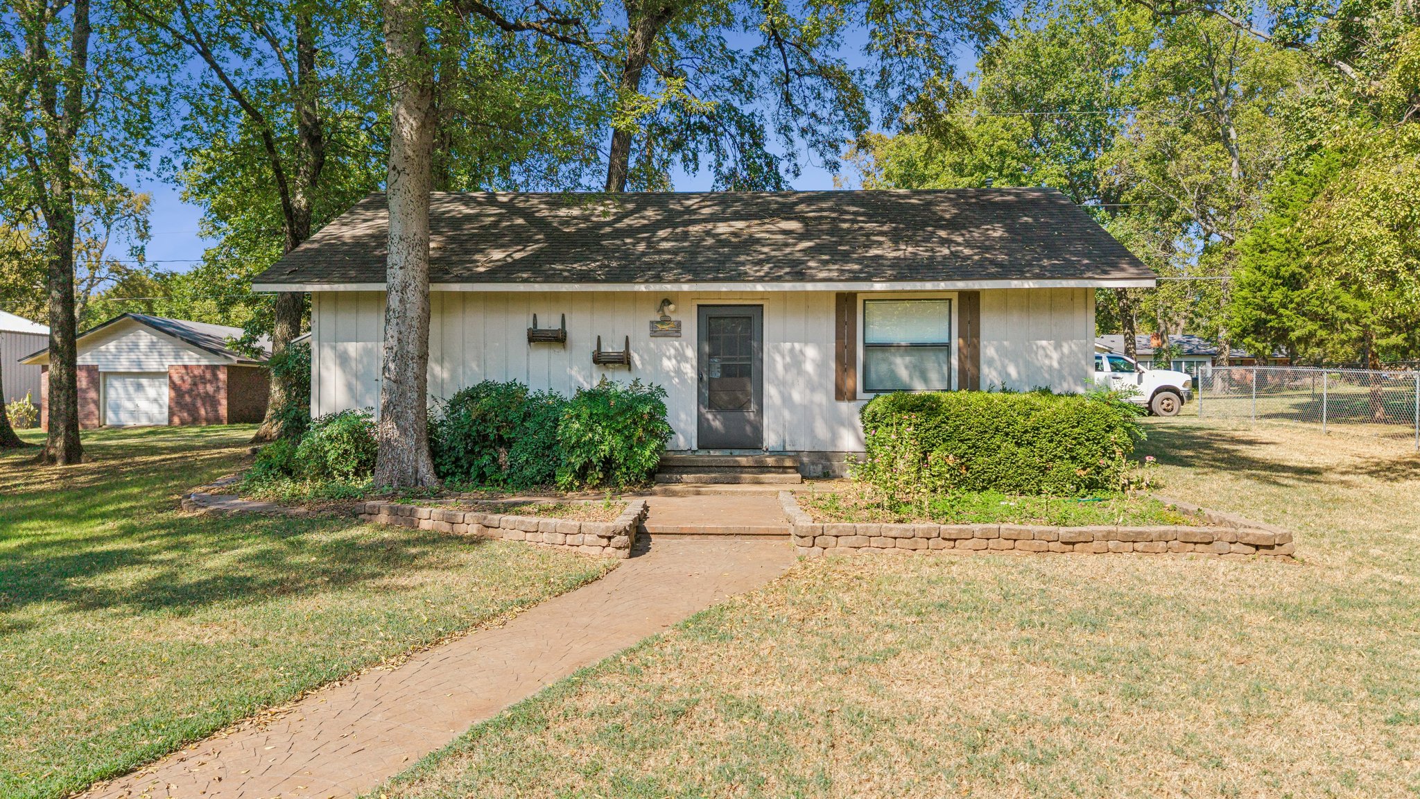 1303 N Iroquois Chouteau OK 74337