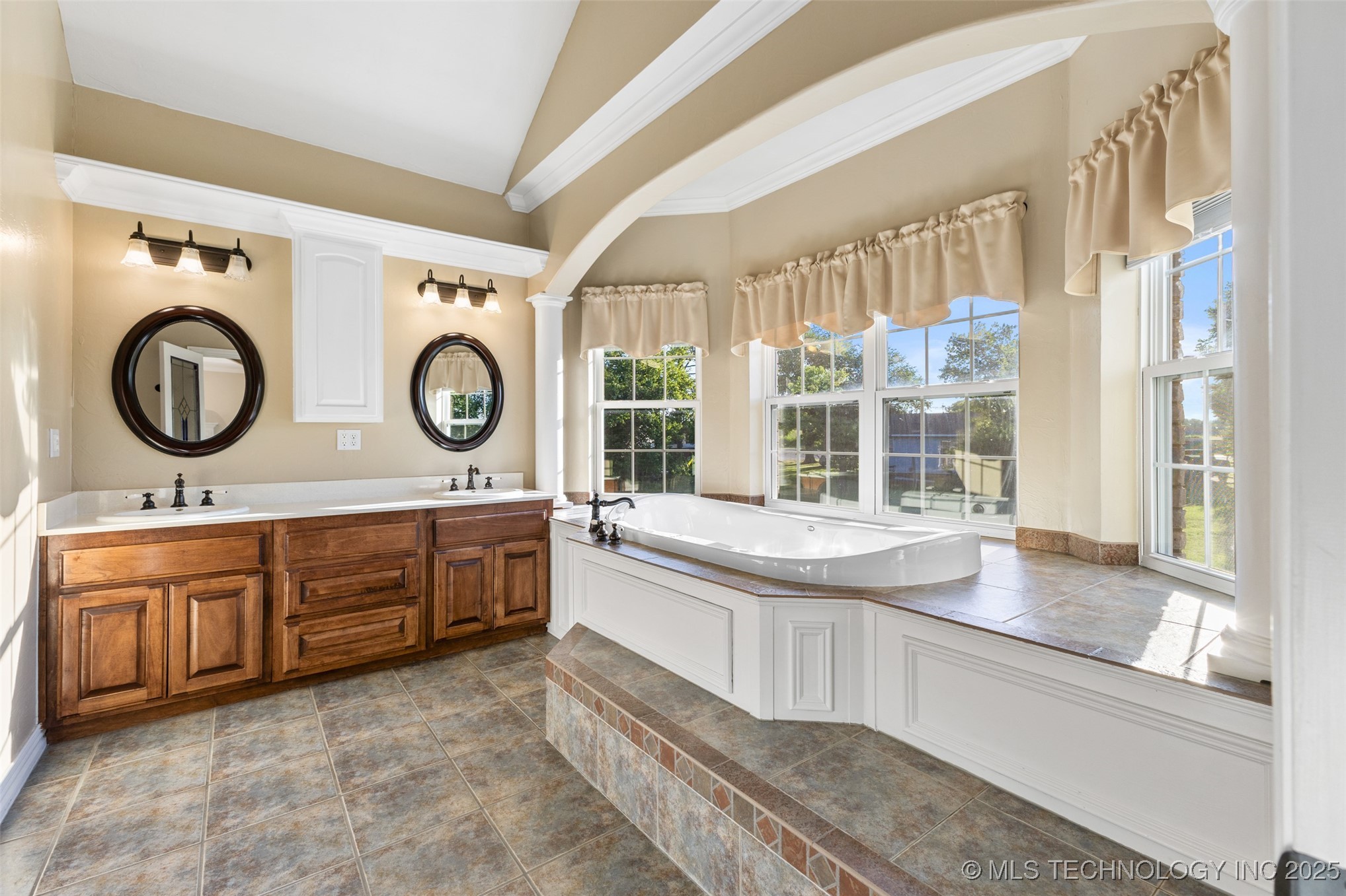 721 S Forrest Stratford OK 74872