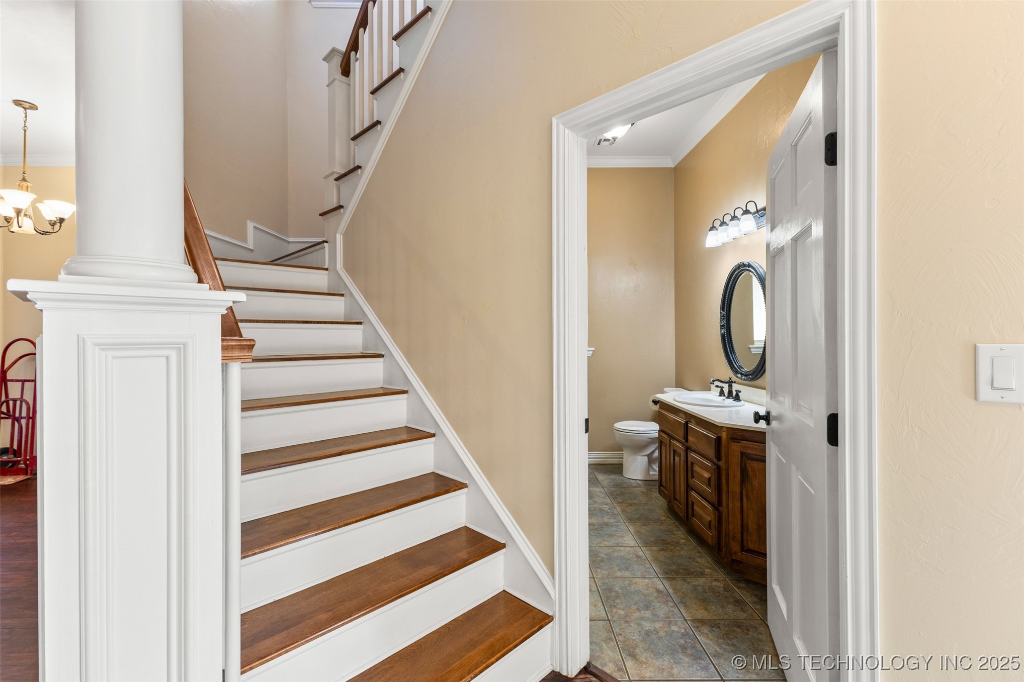 721 S Forrest Stratford OK 74872