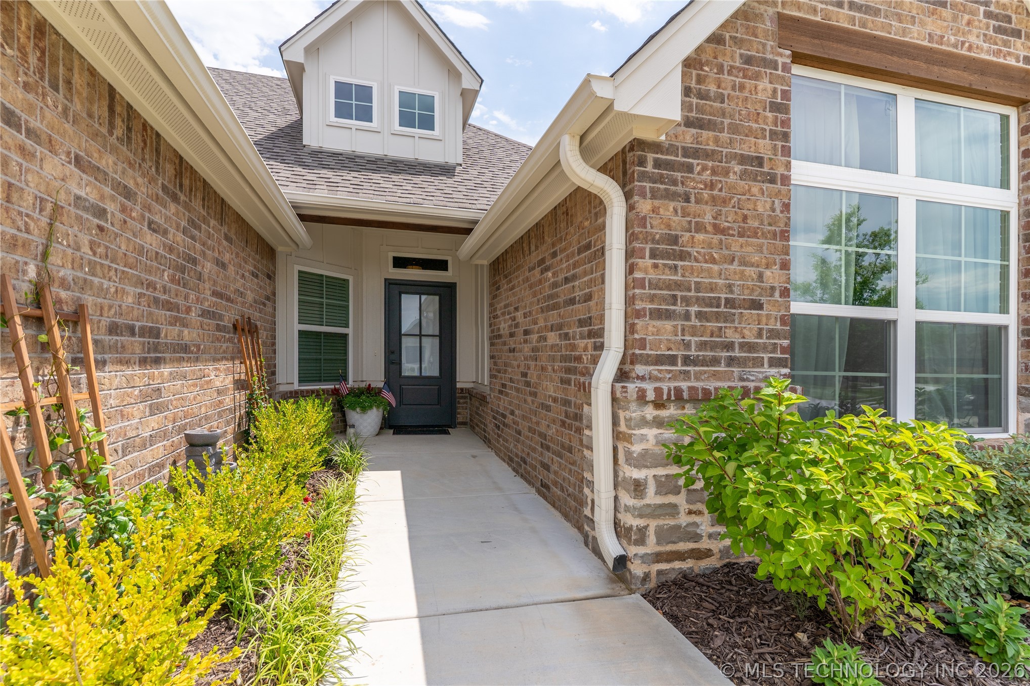 1501 N 72nd Street Broken Arrow OK 74014