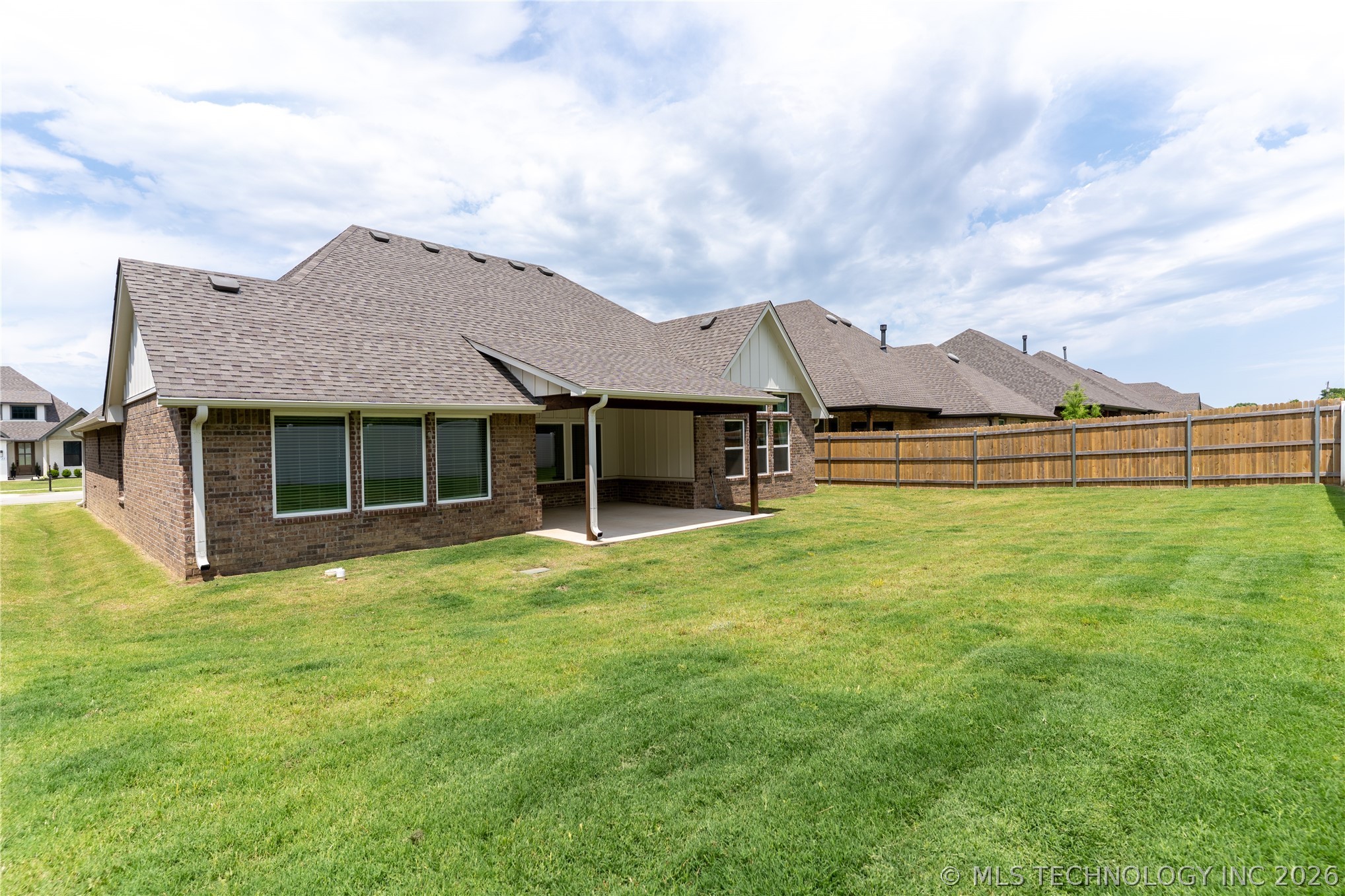 1501 N 72nd Street Broken Arrow OK 74014