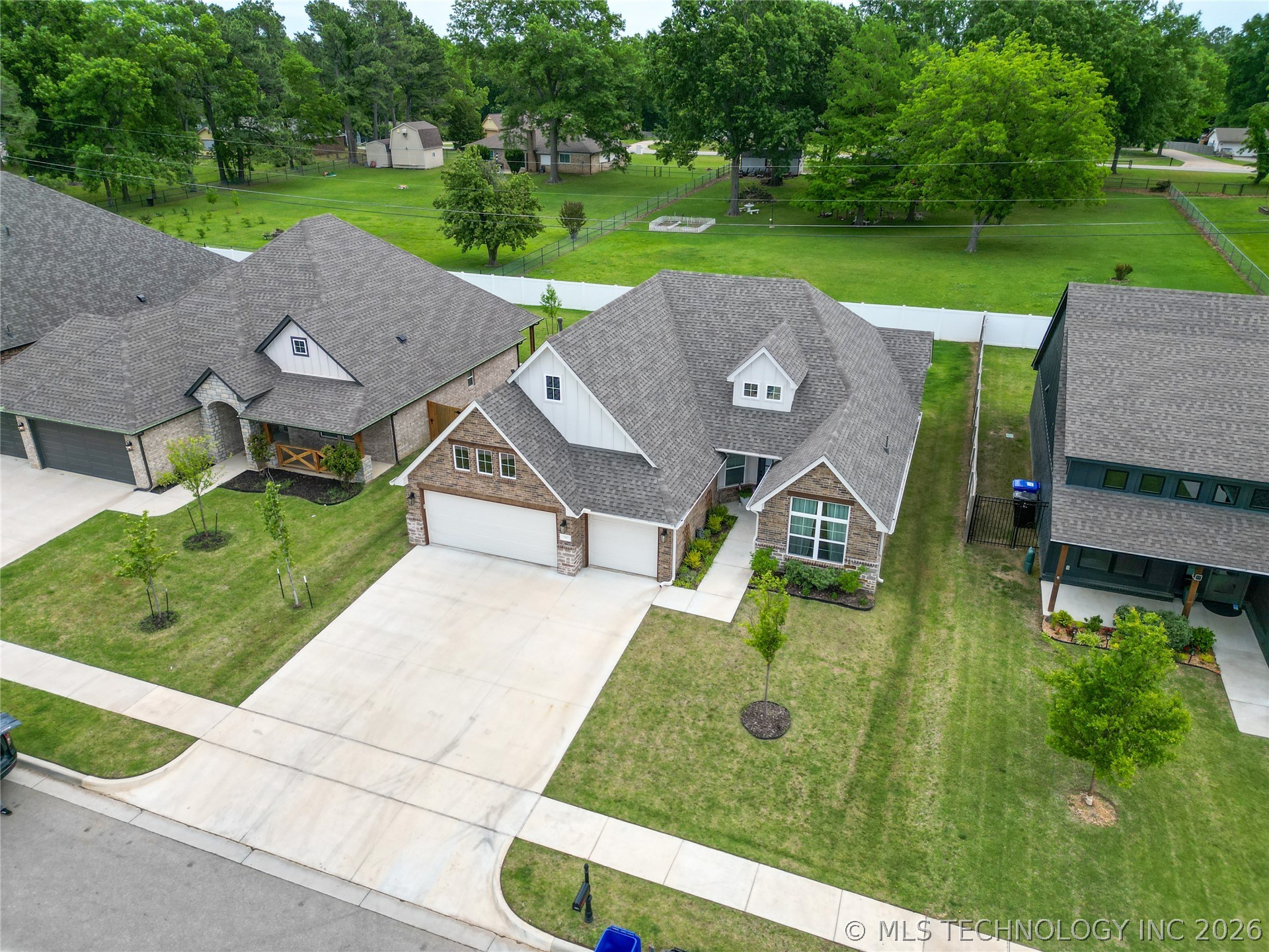 1501 N 72nd Street Broken Arrow OK 74014