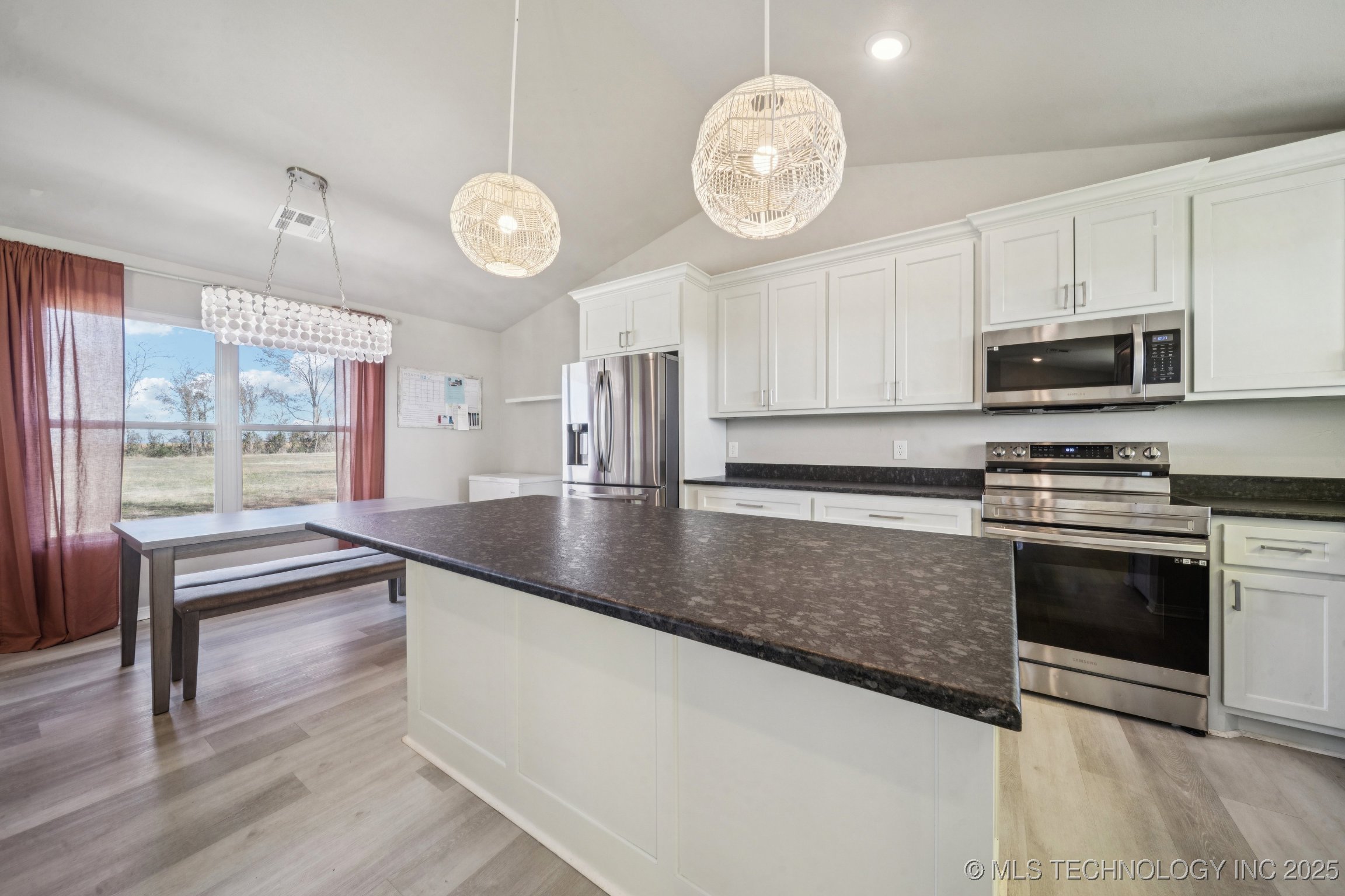 2152 E 430 Road Adair OK 74330