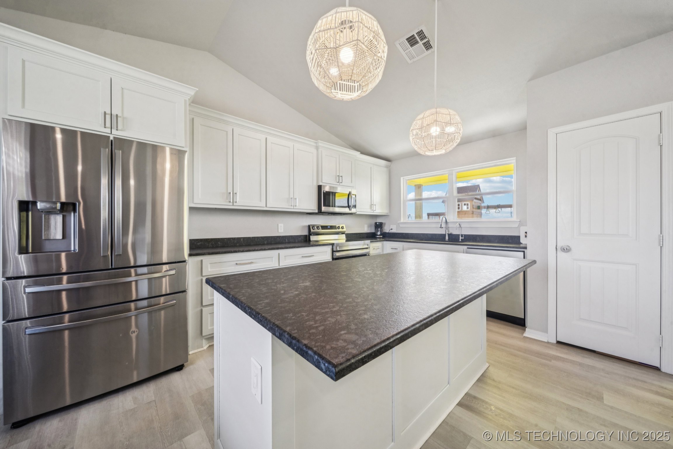 2152 E 430 Road Adair OK 74330