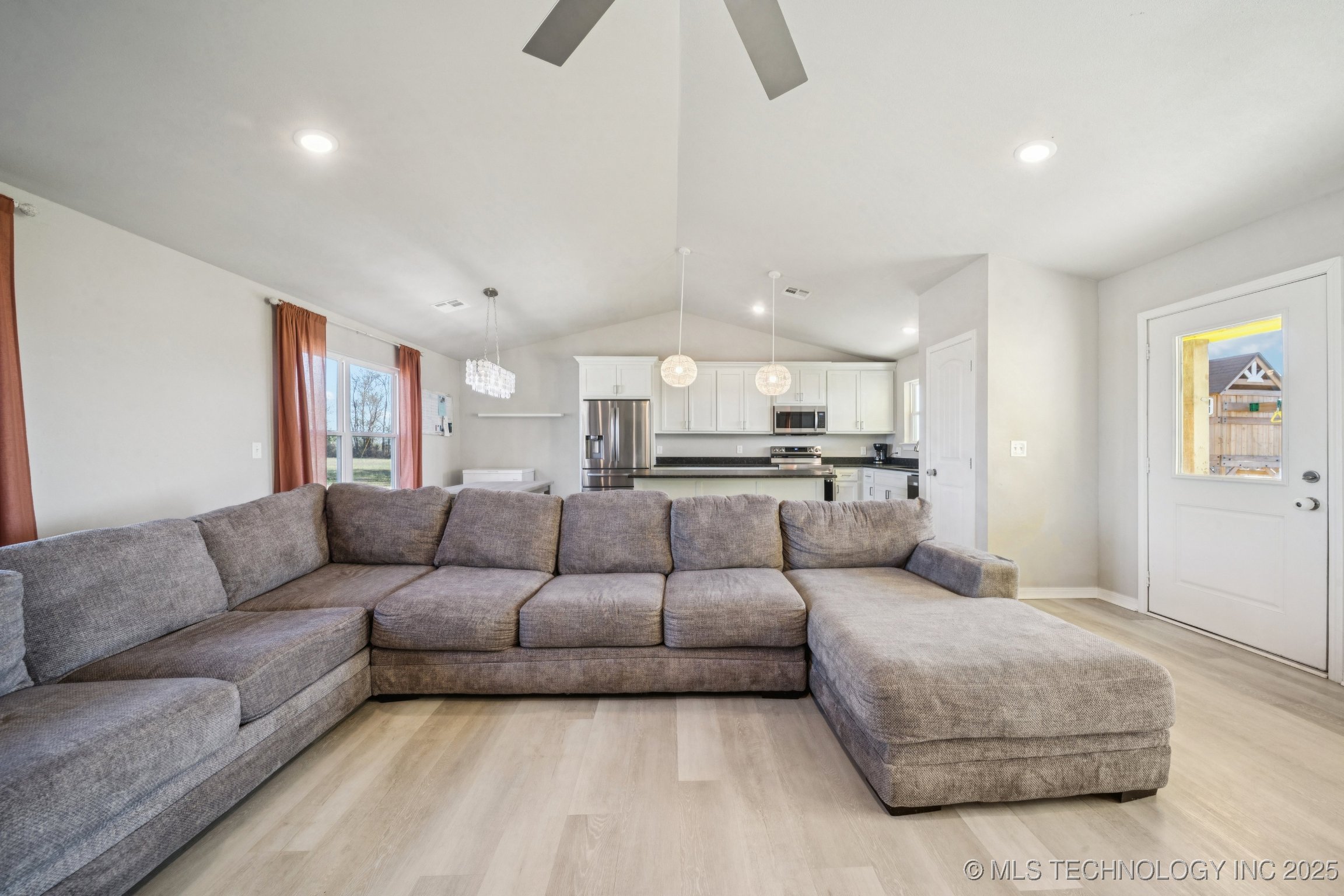 2152 E 430 Road Adair OK 74330