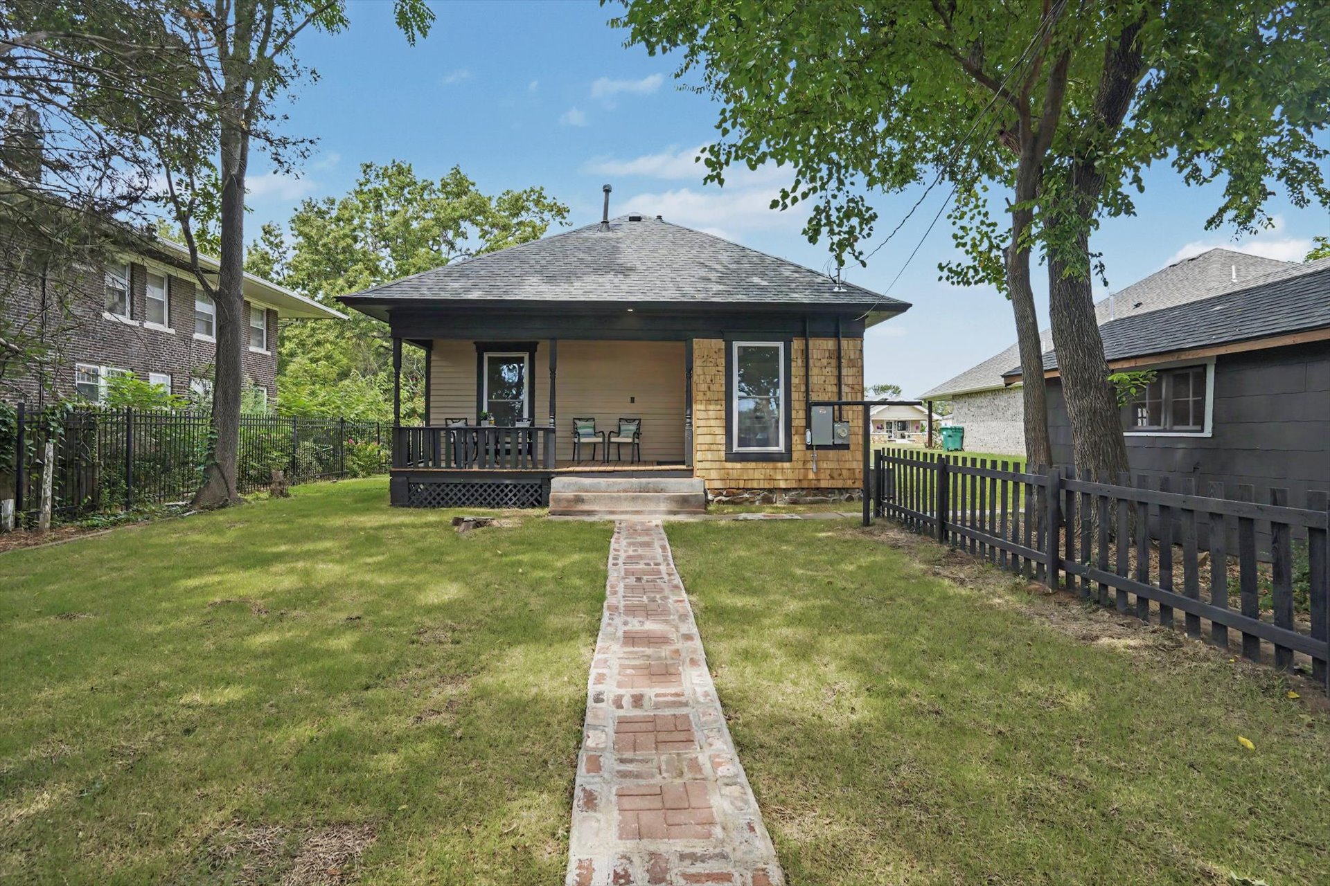 611 S Poplar Street Sapulpa OK 74066