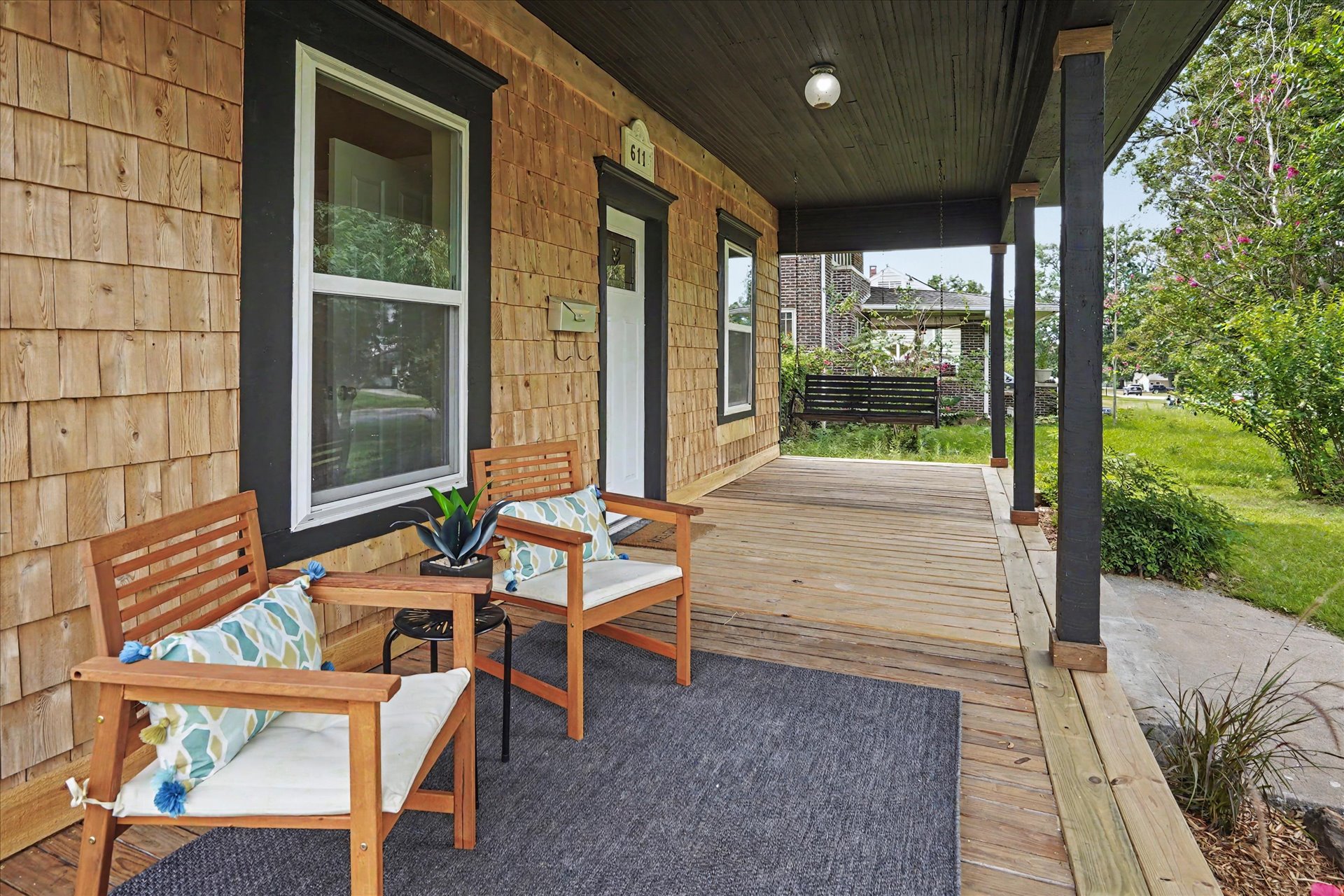 611 S Poplar Street Sapulpa OK 74066