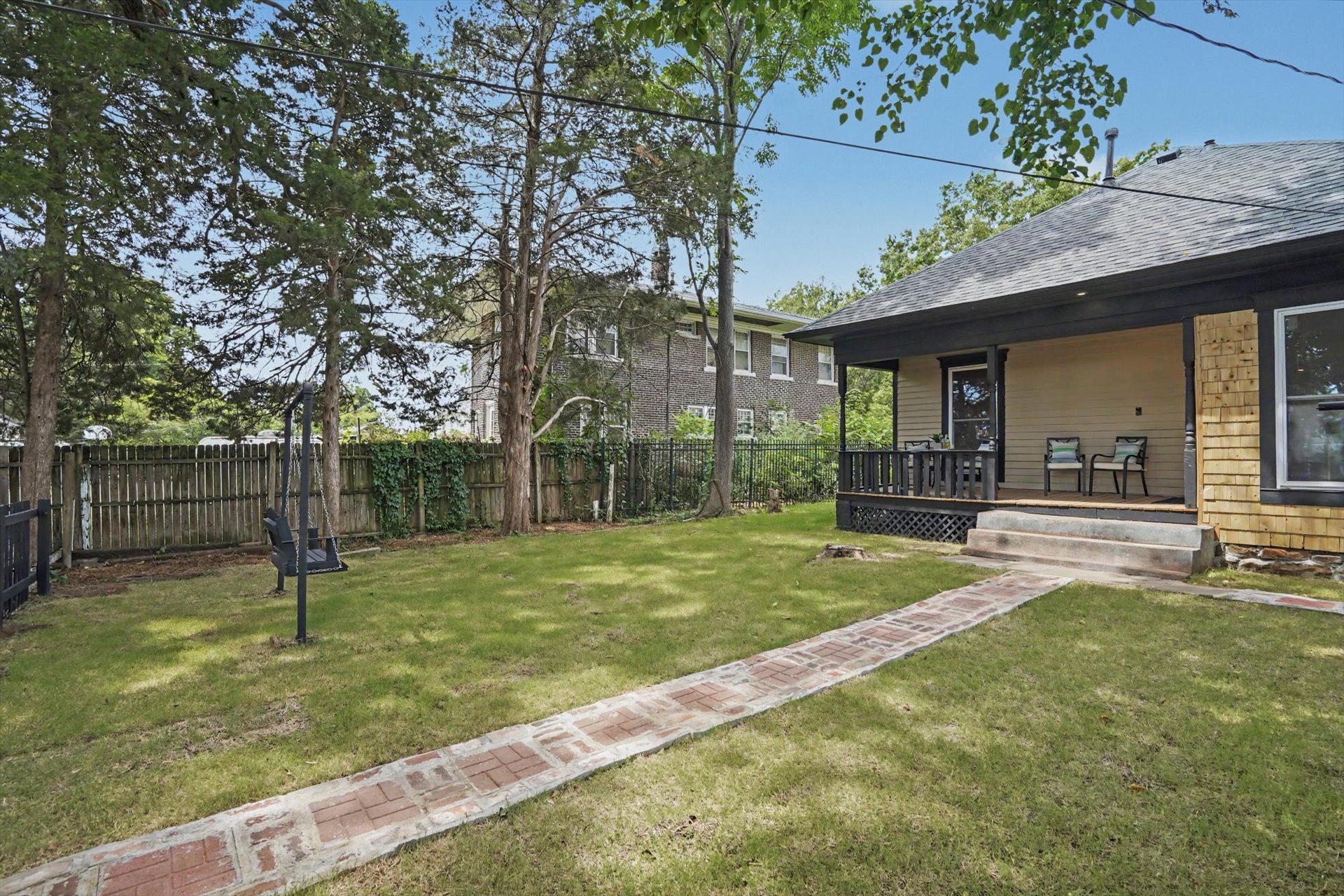 611 S Poplar Street Sapulpa OK 74066