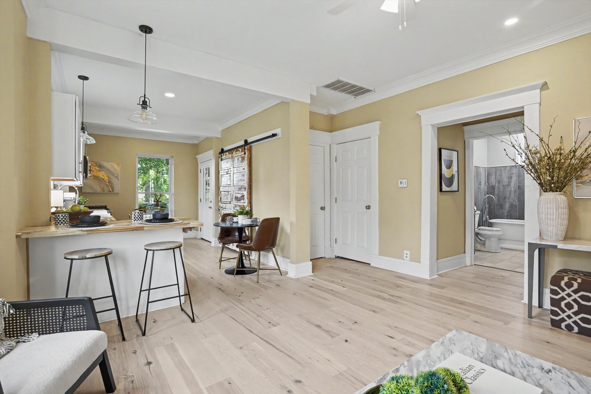 611 S Poplar Street Sapulpa OK 74066