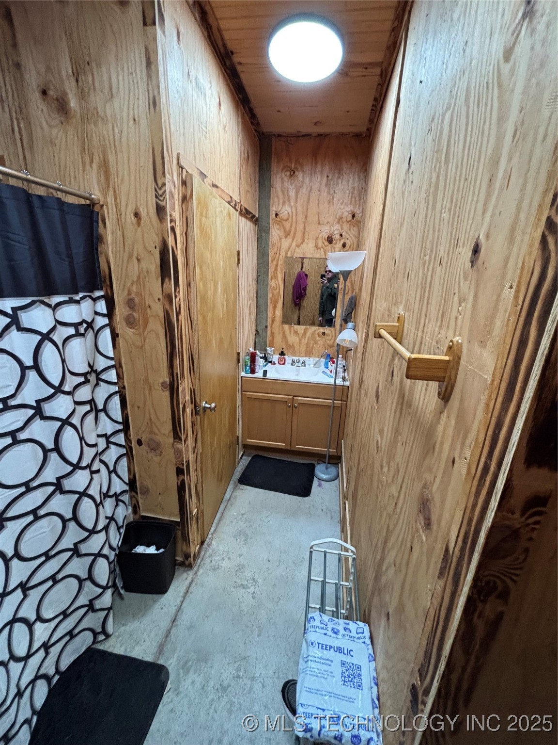 533 SW 2nd Street Adair OK 74330