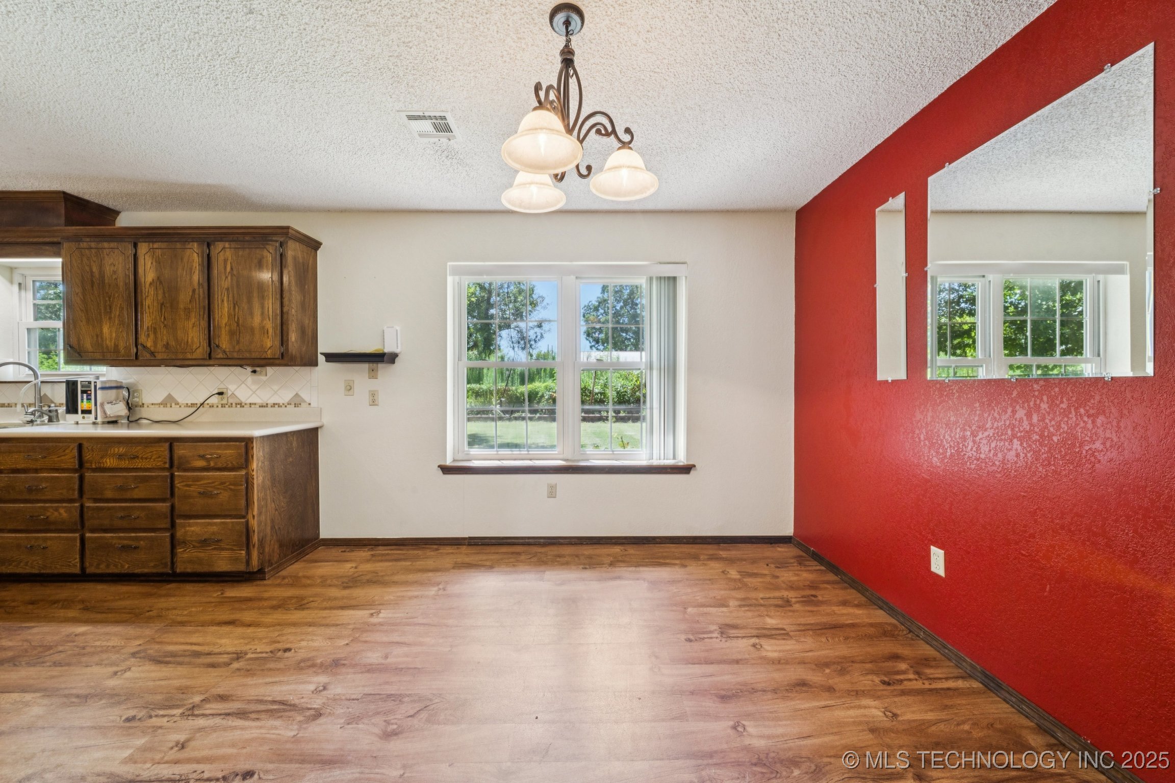100 S 5th Street Morris OK 74445