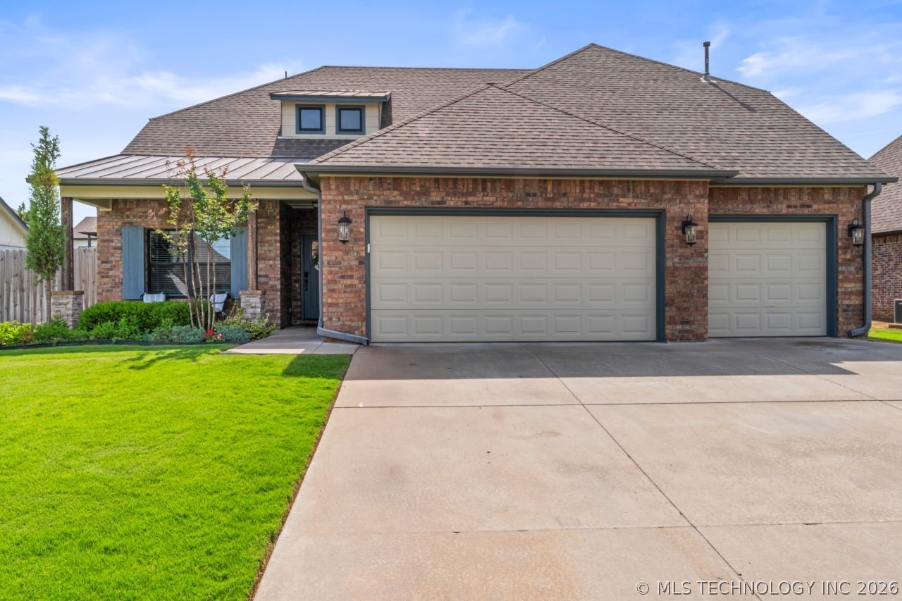 8705 S Quanah Avenue W Tulsa OK 74132