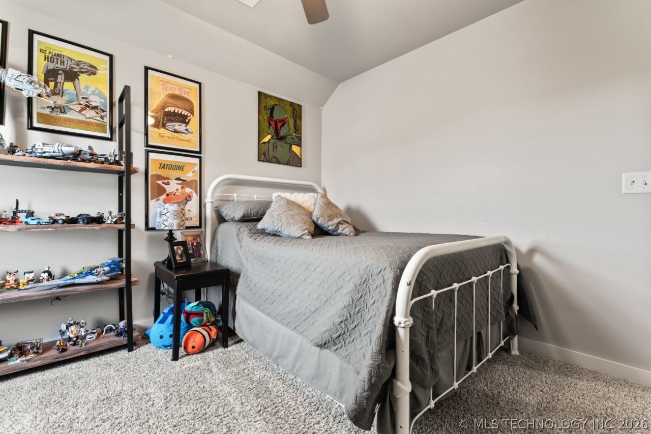 8705 S Quanah Avenue W Tulsa OK 74132