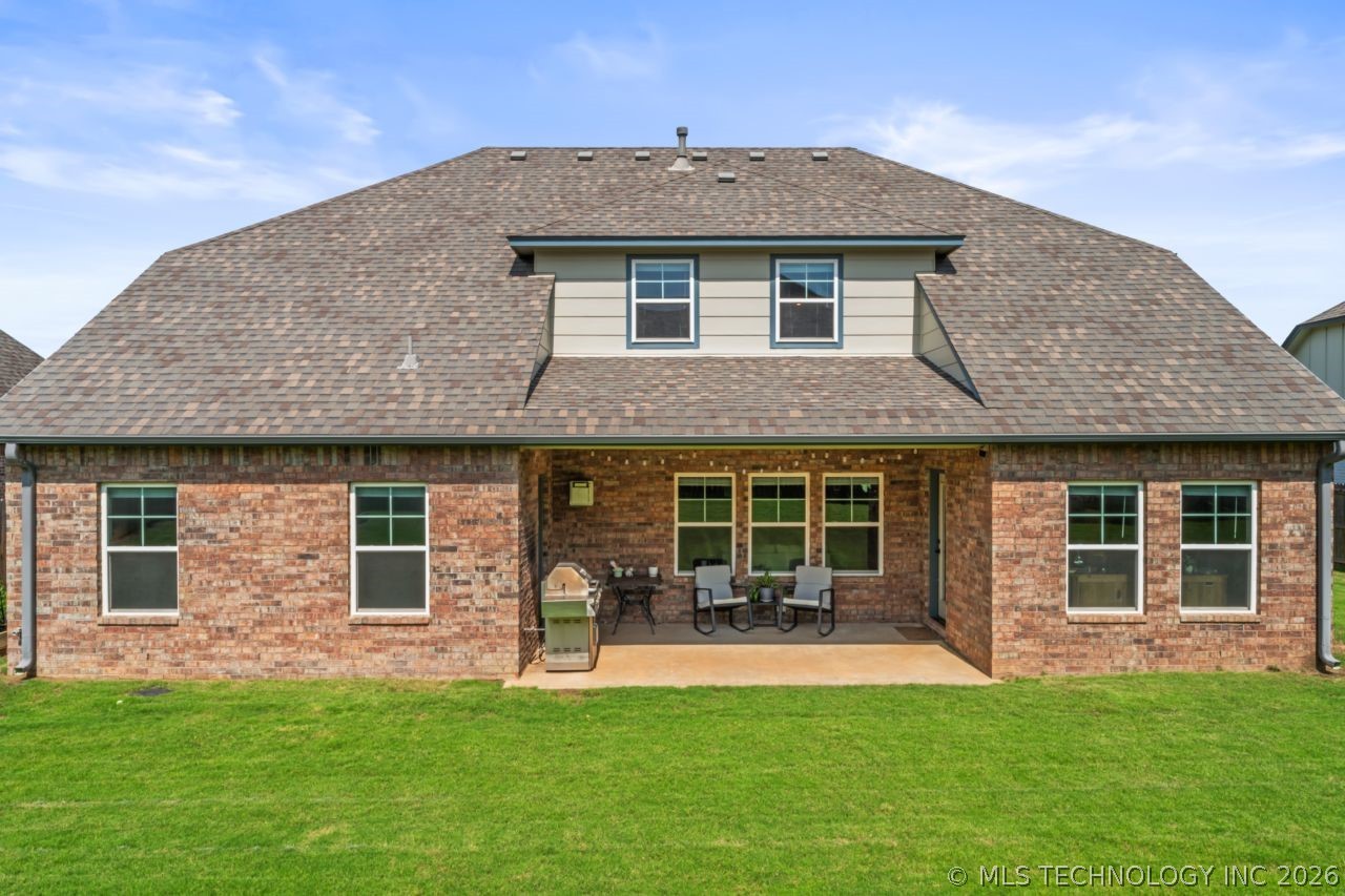 8705 S Quanah Avenue W Tulsa OK 74132