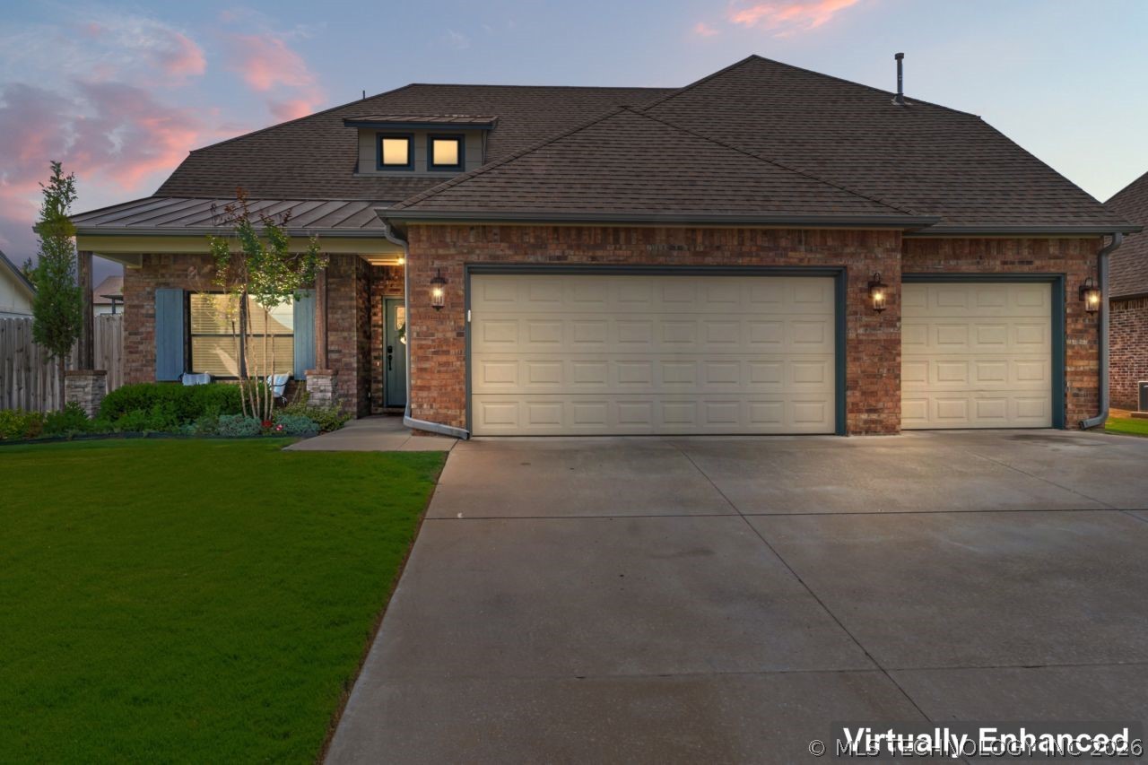 8705 S Quanah Avenue W Tulsa OK 74132