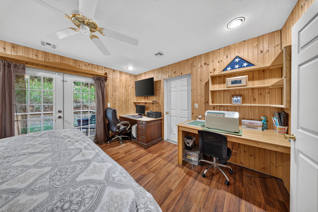 11725 S 437 Road Locust Grove OK 74352