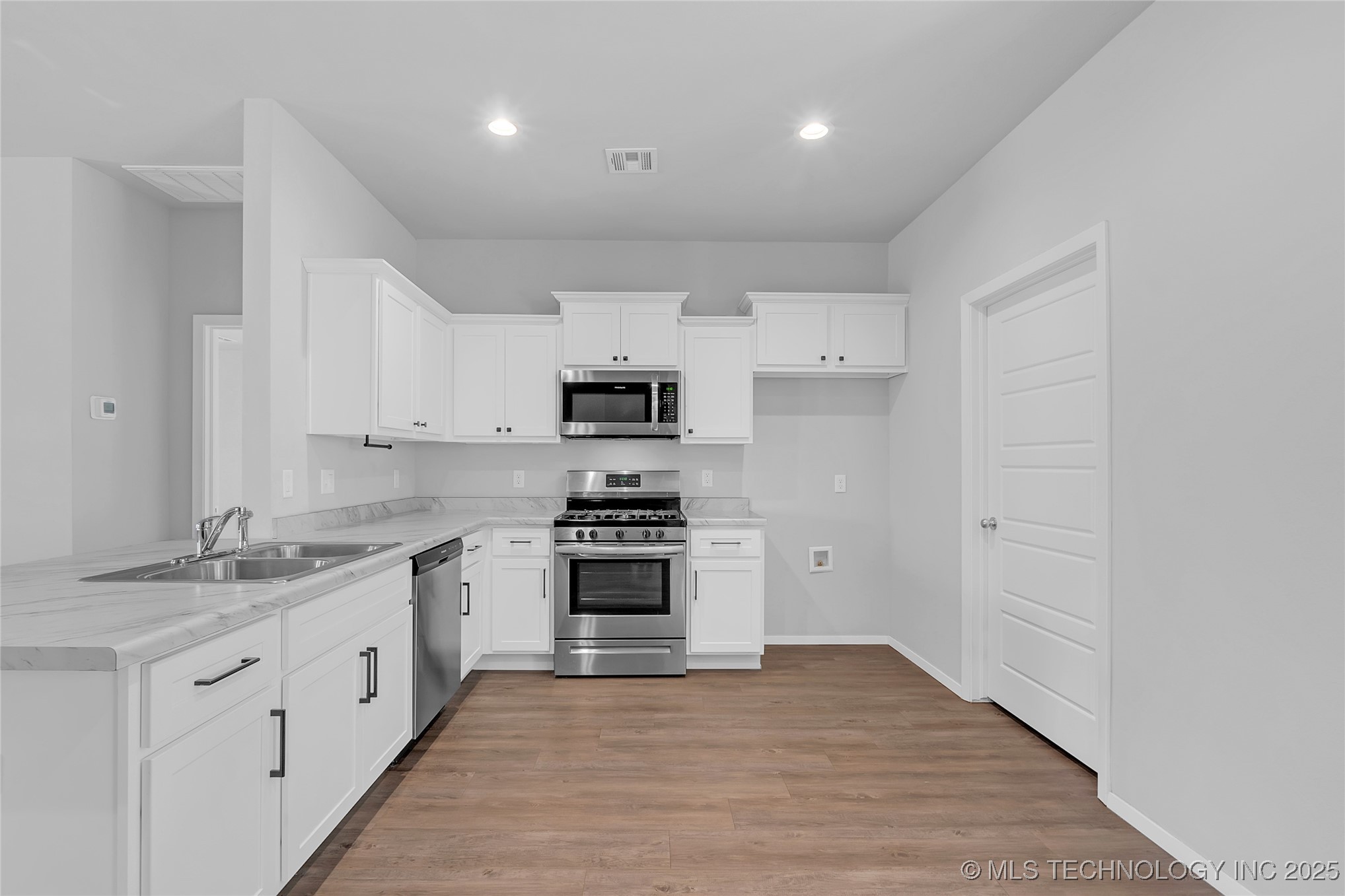 7413 E 158th Street S Bixby OK 74008
