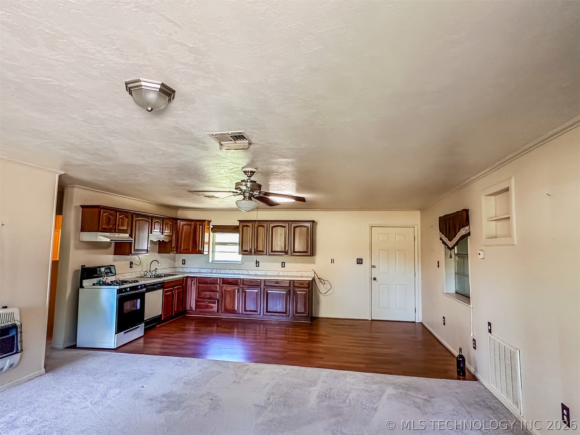 109948 S 4155 Road Checotah OK 74426