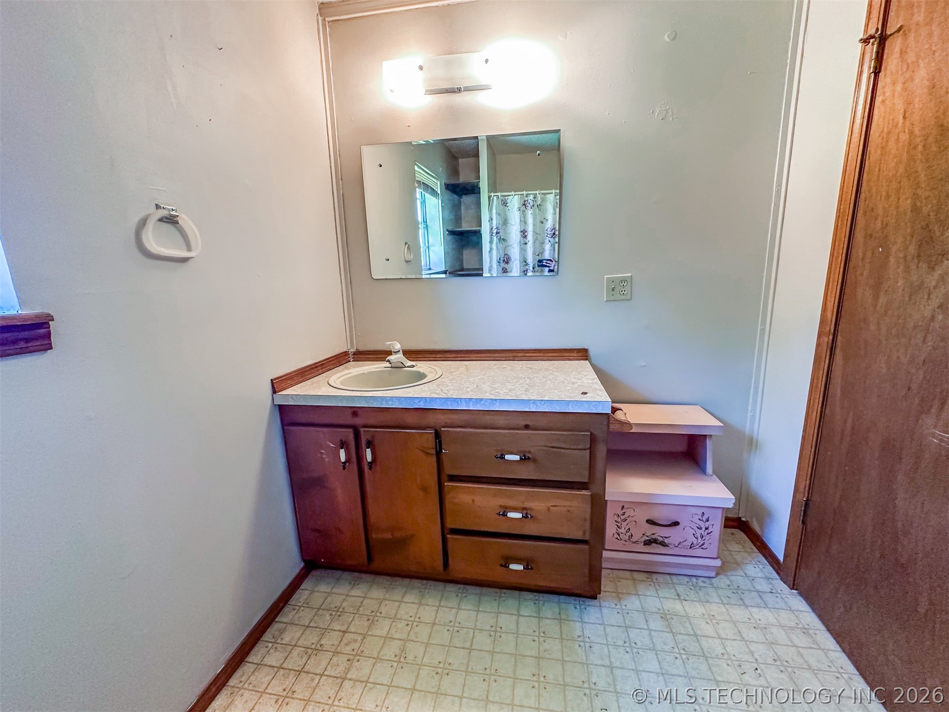 109948 S 4155 Road Checotah OK 74426
