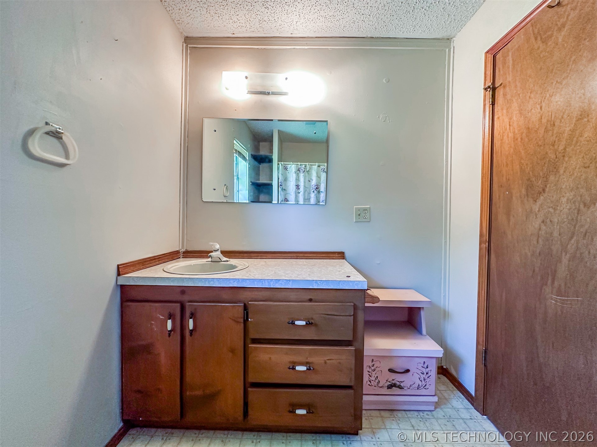 109948 S 4155 Road Checotah OK 74426