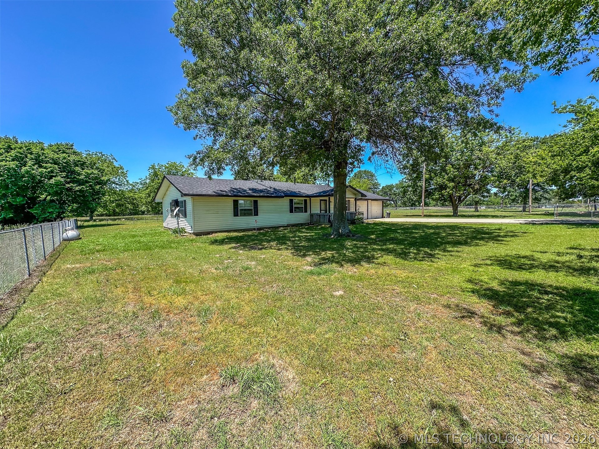 109948 S 4155 Road Checotah OK 74426