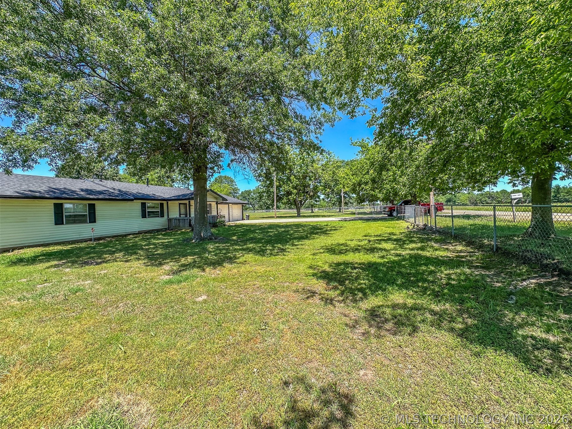 109948 S 4155 Road Checotah OK 74426