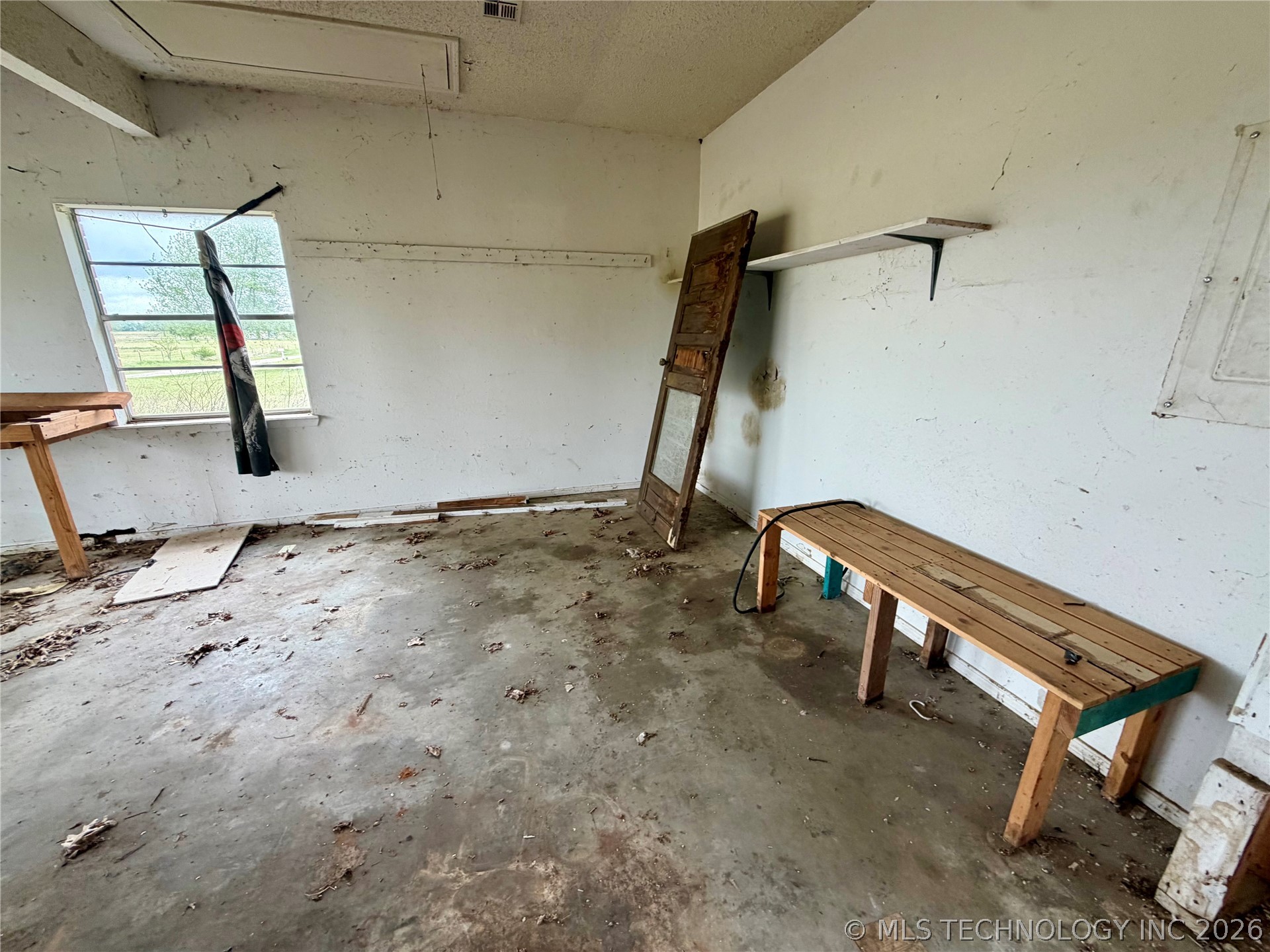 1214 Vinson Allen OK 74825