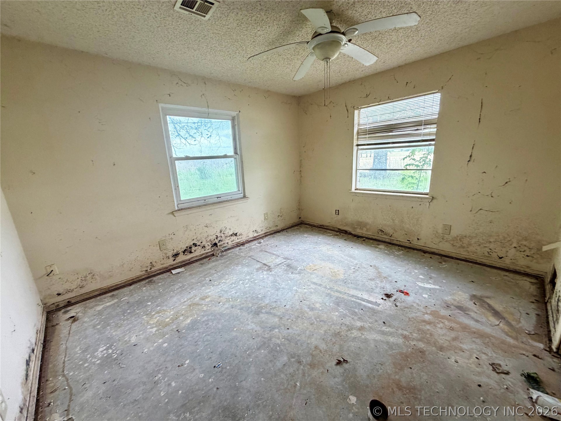 1214 Vinson Allen OK 74825