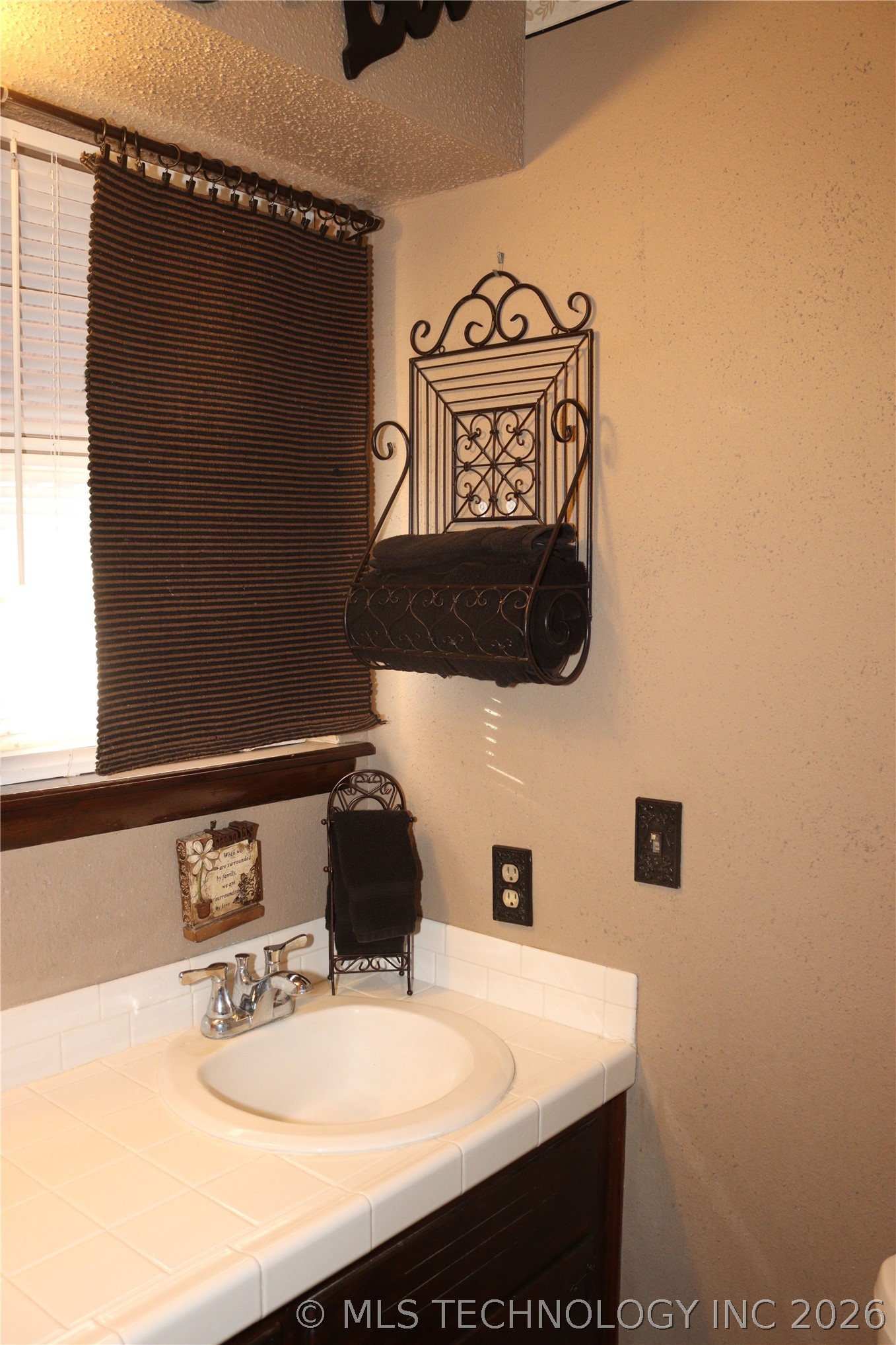 903 County Street 2910 Street Tuttle OK 73089