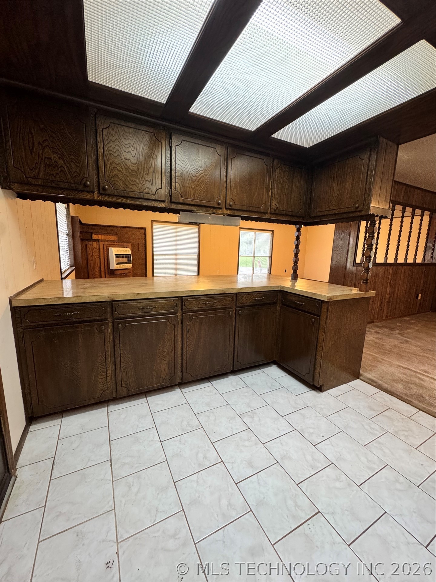156 S Ramsey Caney OK 74533