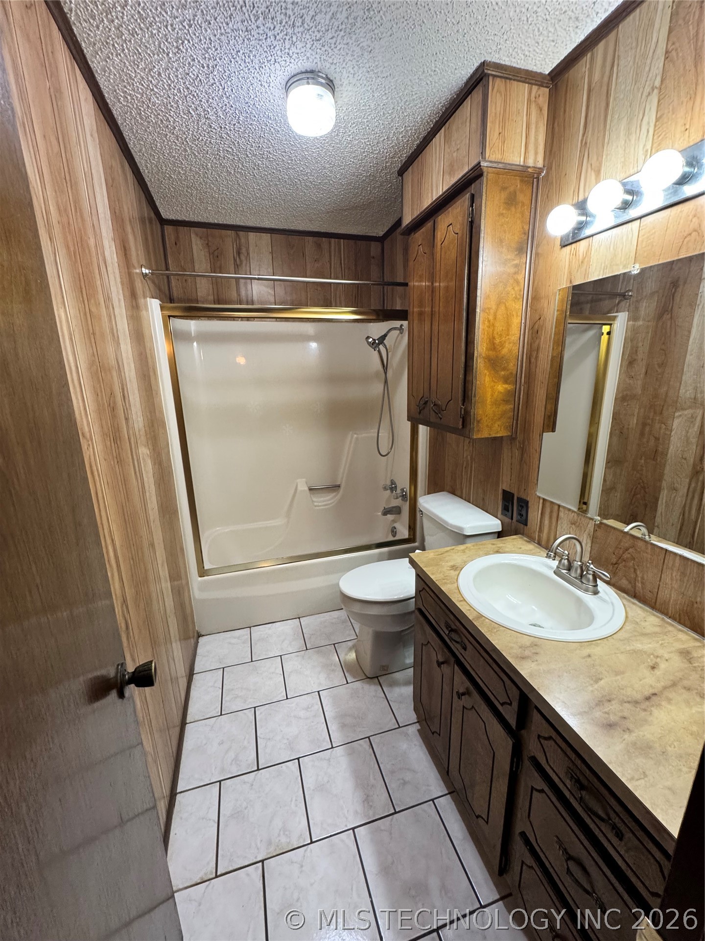156 S Ramsey Caney OK 74533