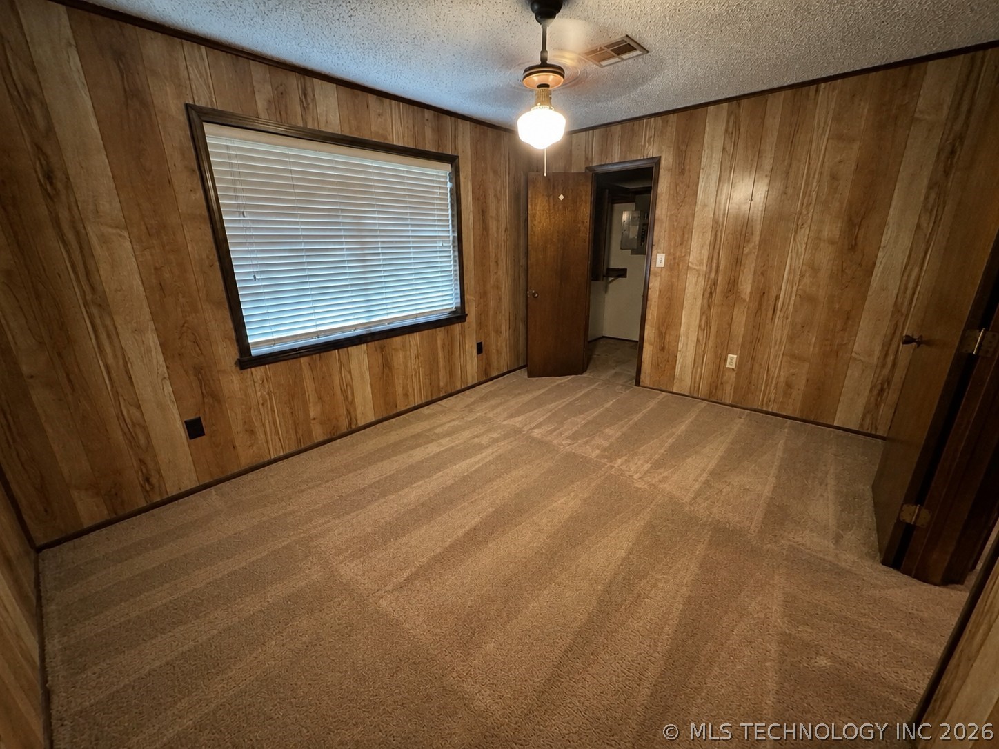 156 S Ramsey Caney OK 74533