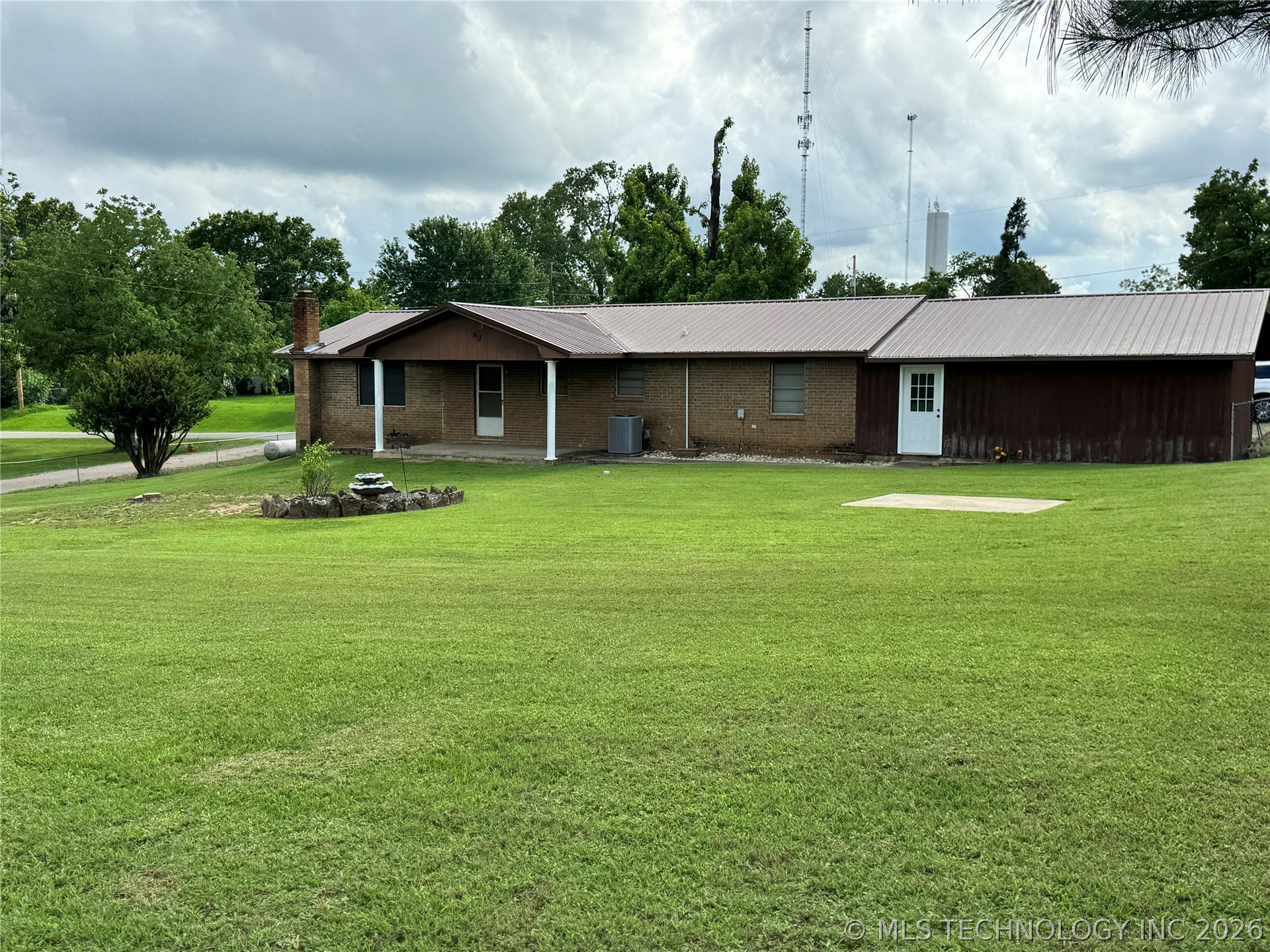 156 S Ramsey Caney OK 74533