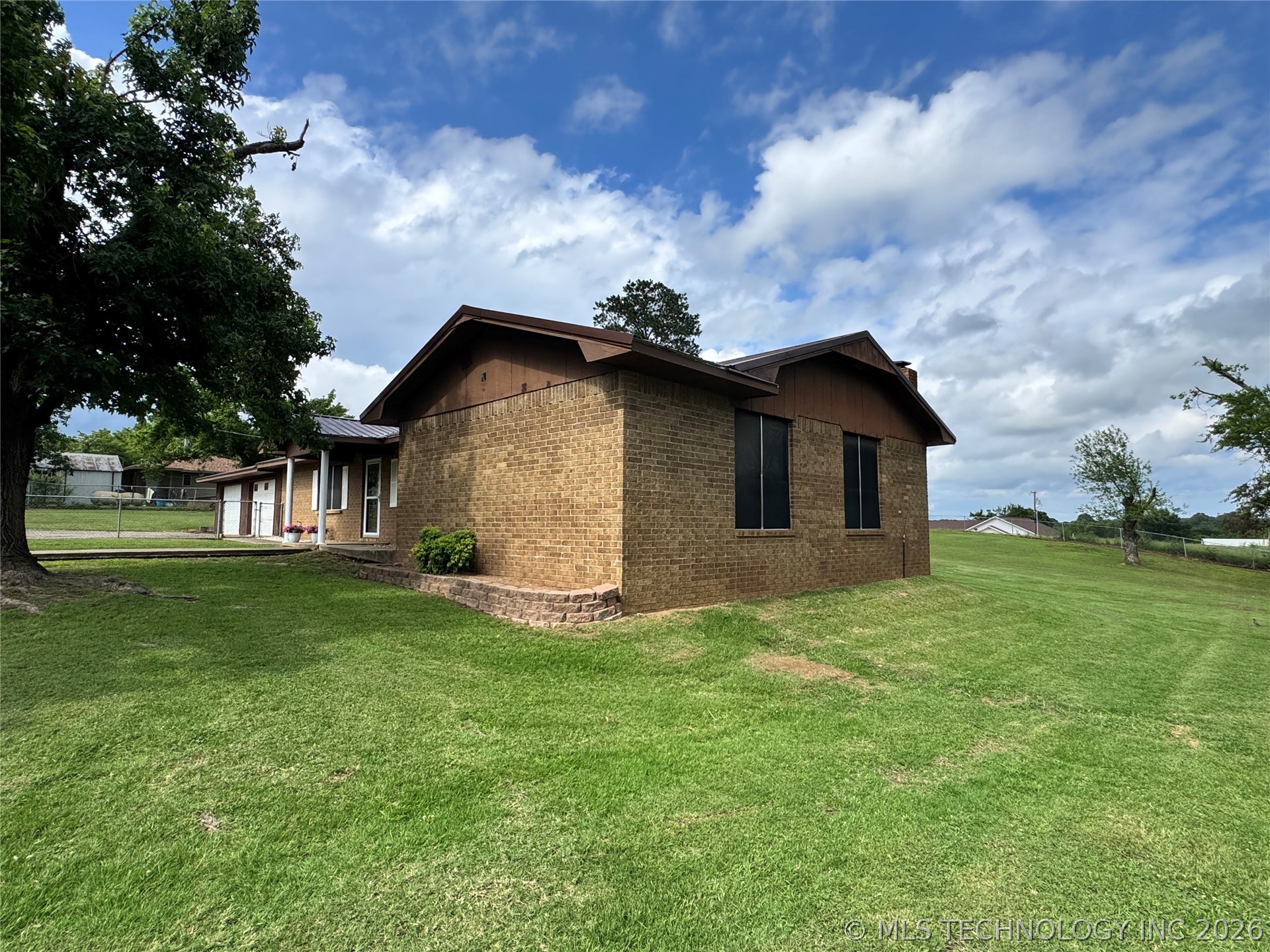 156 S Ramsey Caney OK 74533