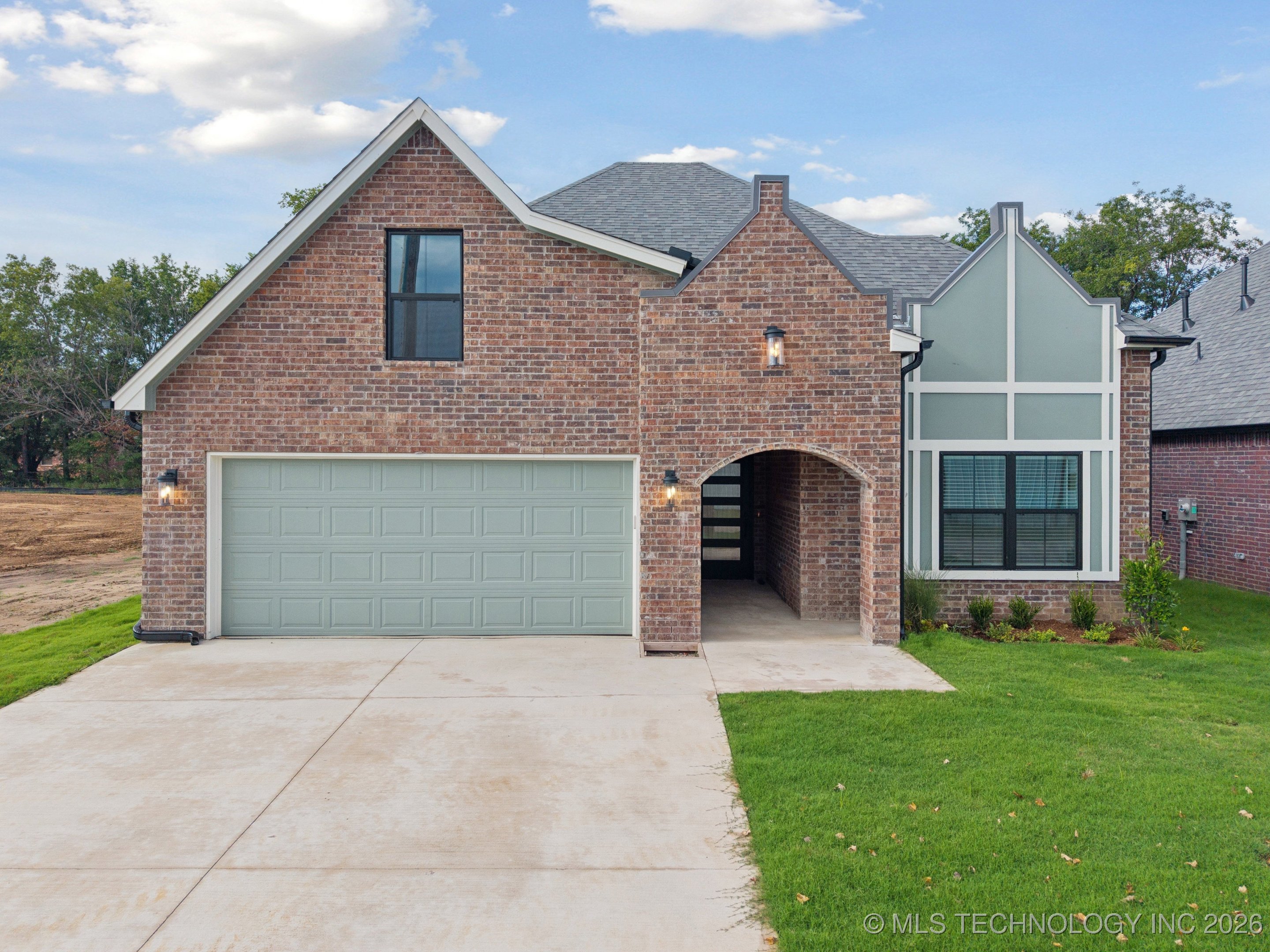 213 W Broadway Street Owasso OK 74055