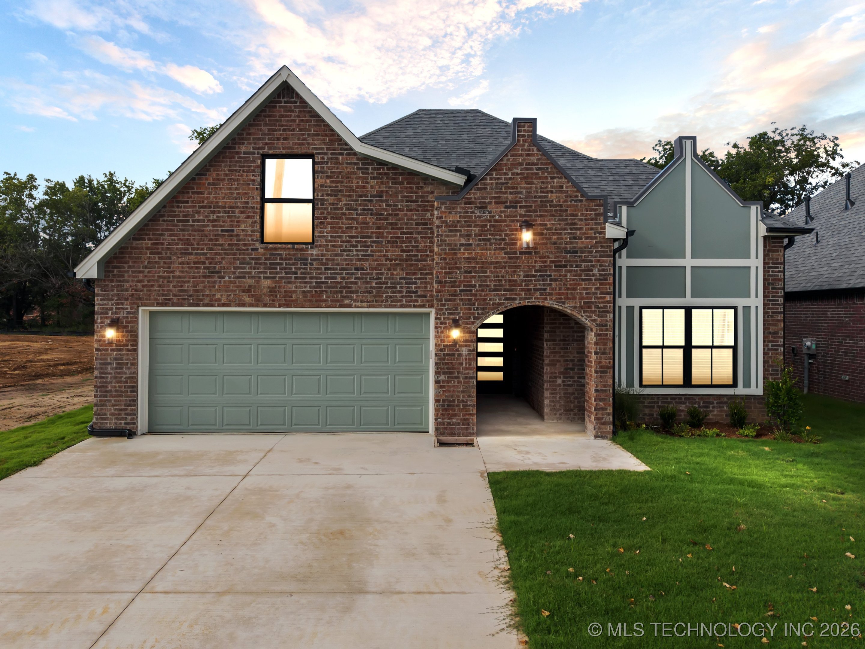 213 W Broadway Street Owasso OK 74055