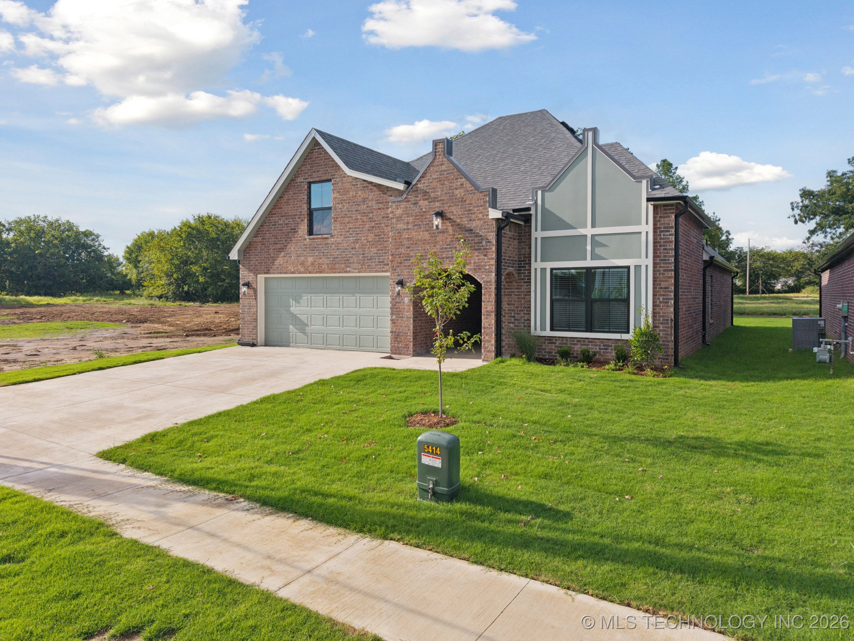 213 W Broadway Street Owasso OK 74055