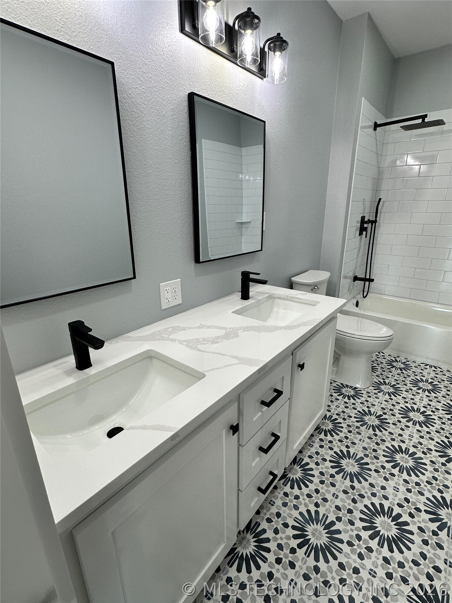 2920 Lago Vista Lane Kingston OK 73439