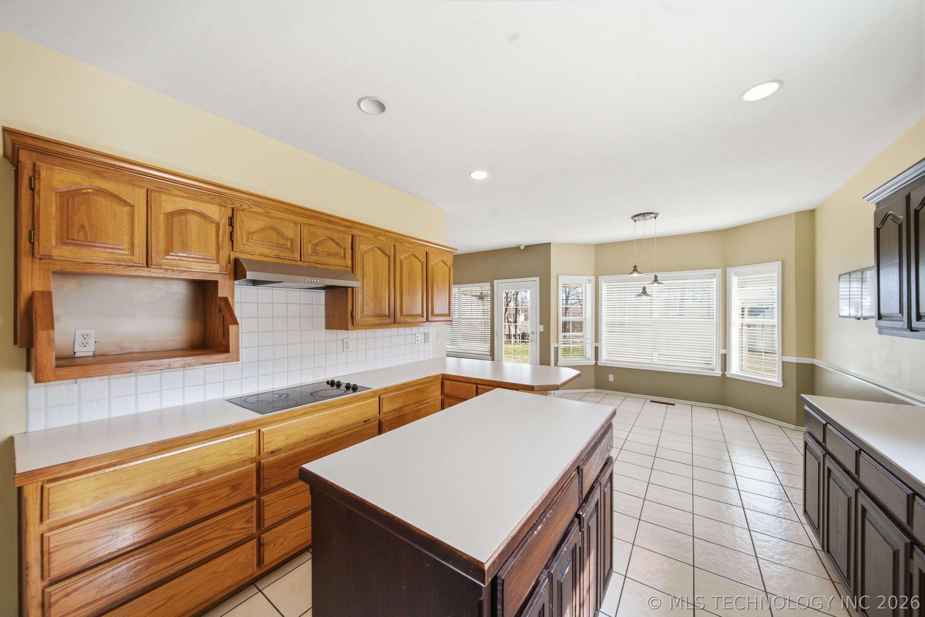 18257 S 132nd East Avenue Bixby OK 74008