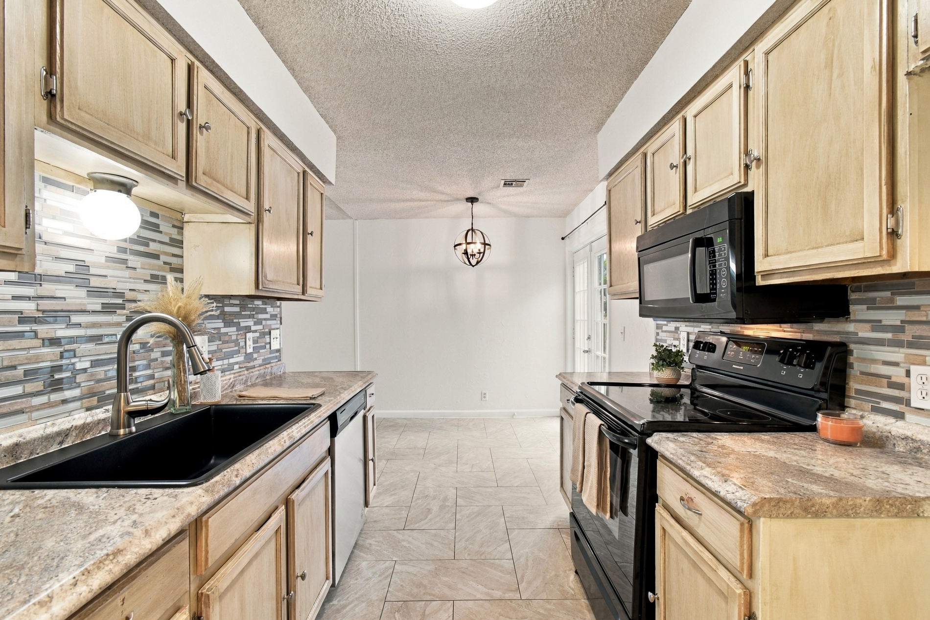 8104 N 122nd Avenue E Owasso OK 74055