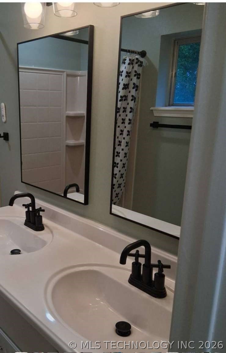17039 S 161st East Avenue Bixby OK 74008