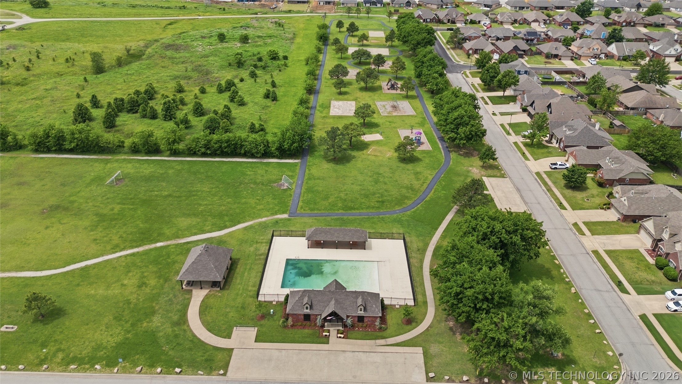 3335 S 204th East Avenue Broken Arrow OK 74014