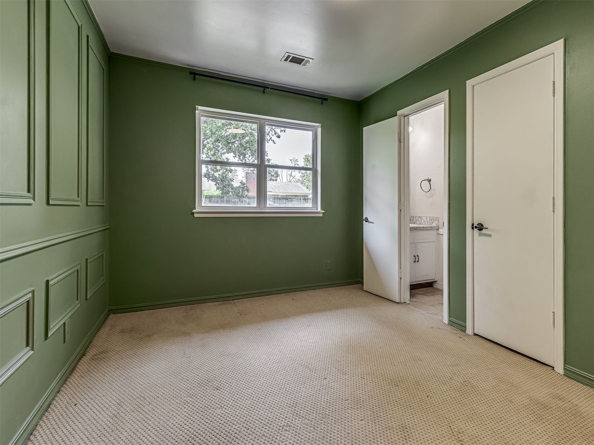 8922 E 49th Place Tulsa OK 74145