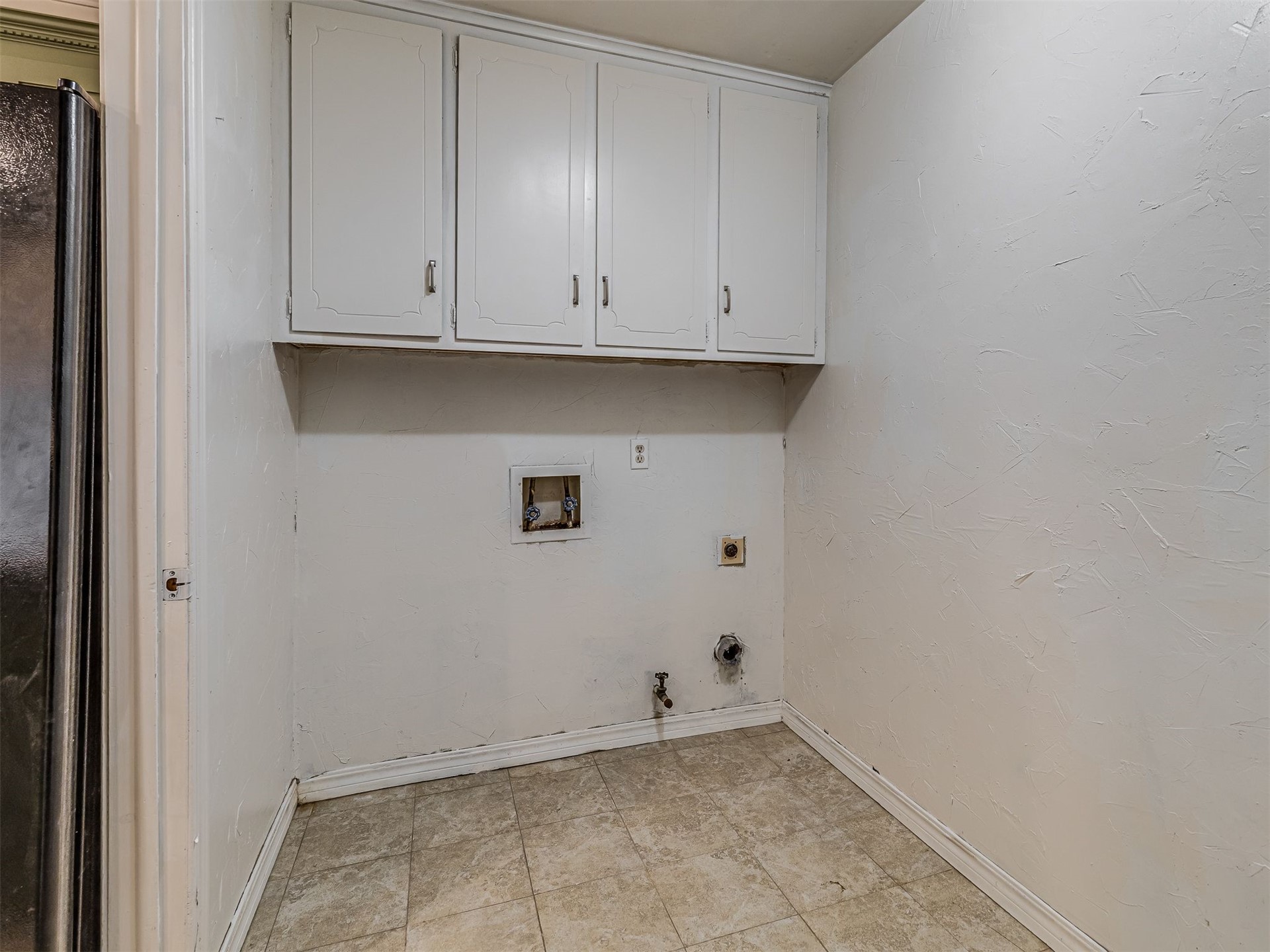 8922 E 49th Place Tulsa OK 74145