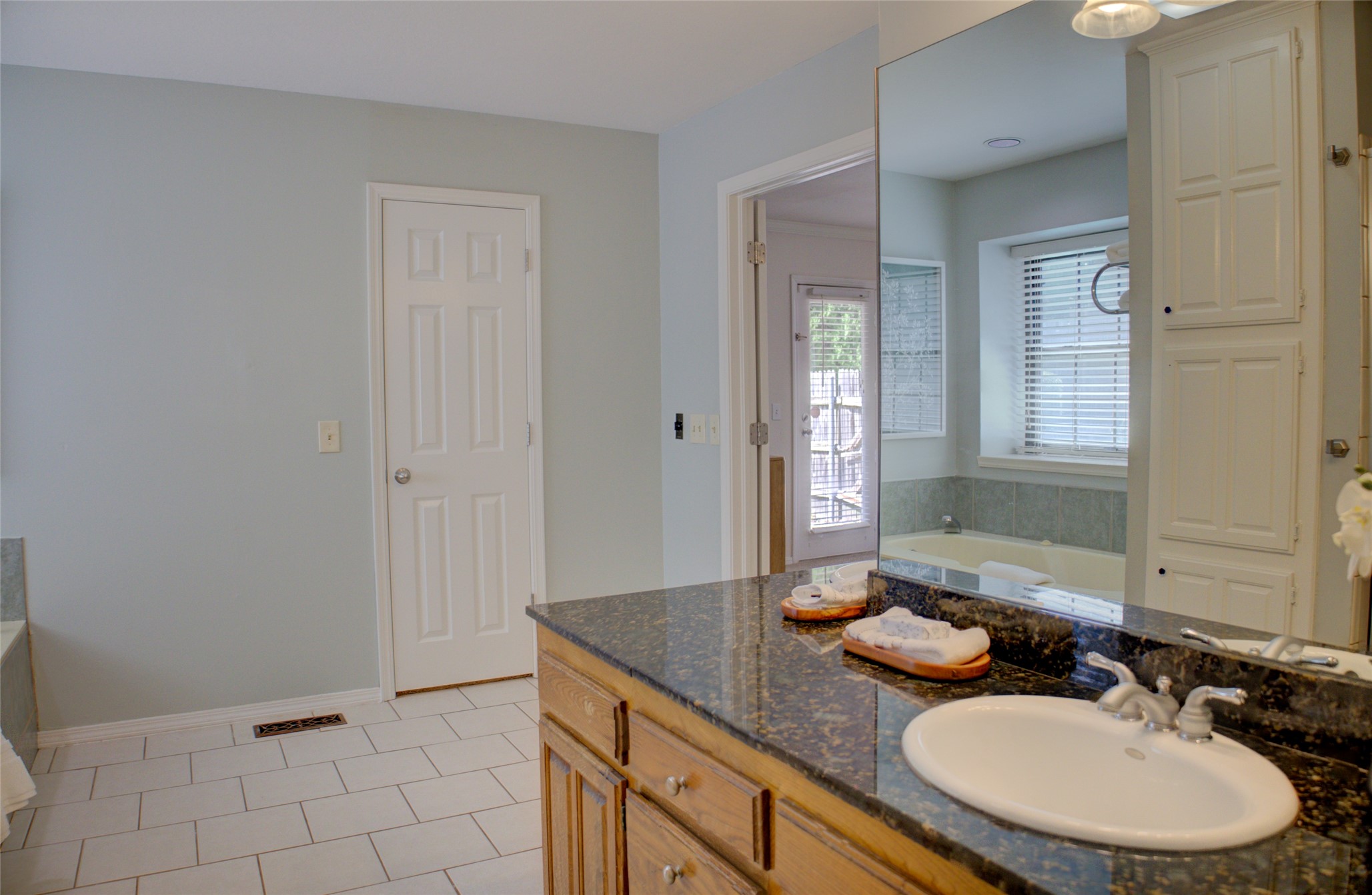 7422 E 65th Place Tulsa OK 74133